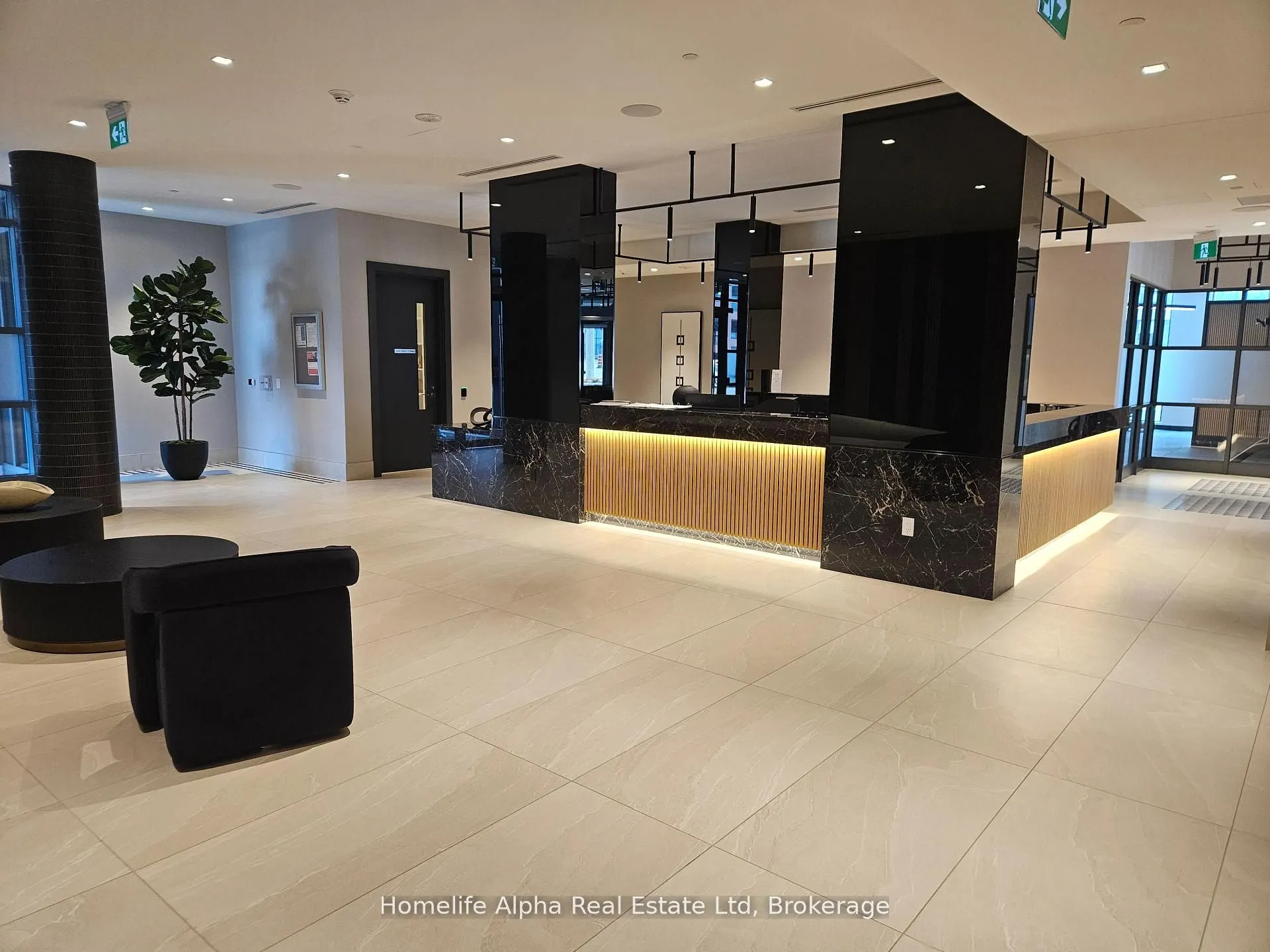 2545 Simcoe Street N, #2603