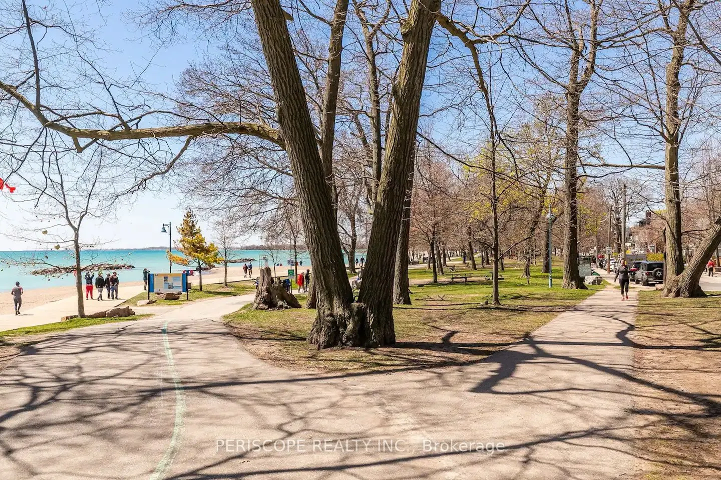 33 Fernwood Park Avenue, #Unit B