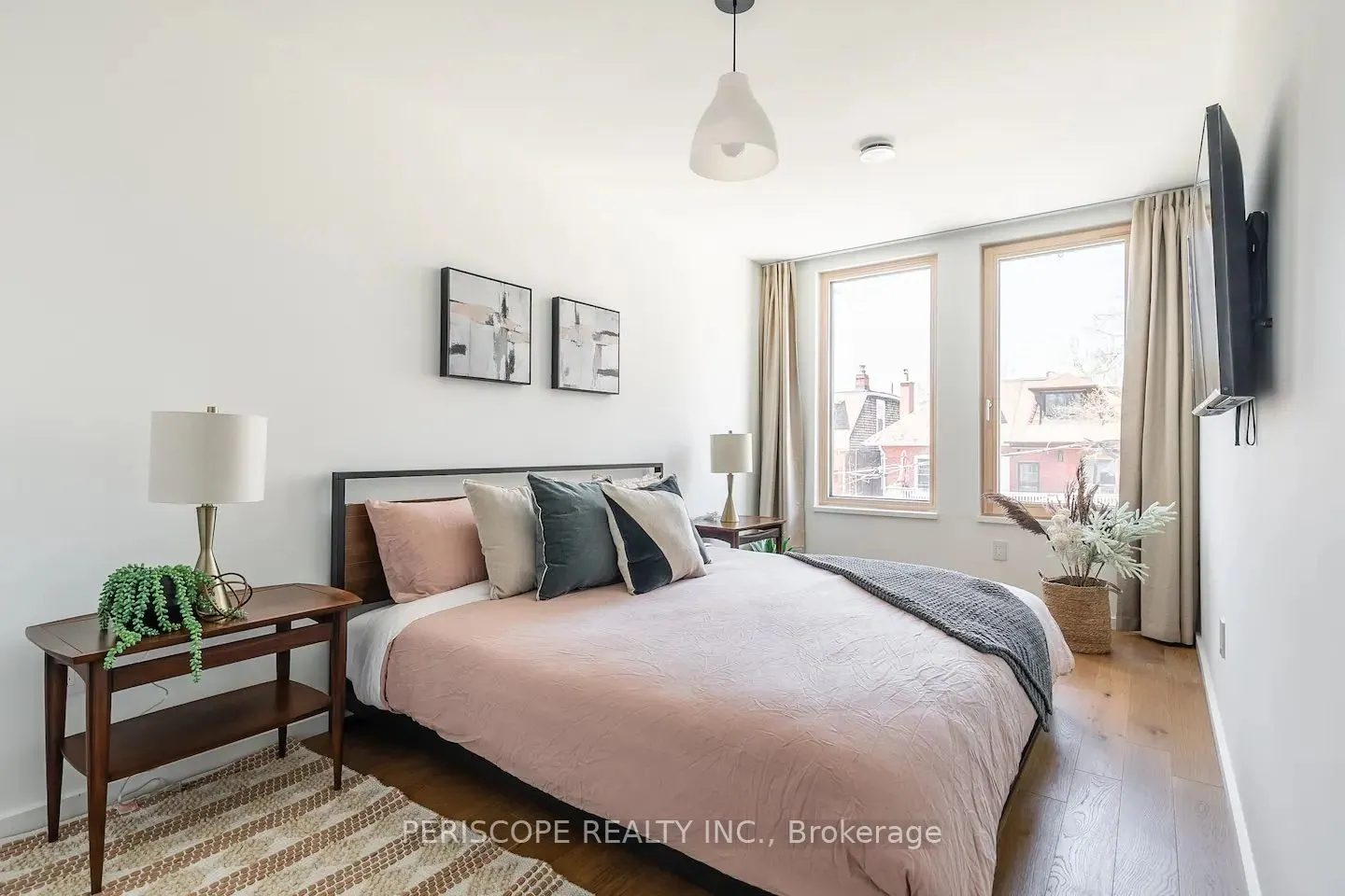 33 Fernwood Park Avenue, #Unit B