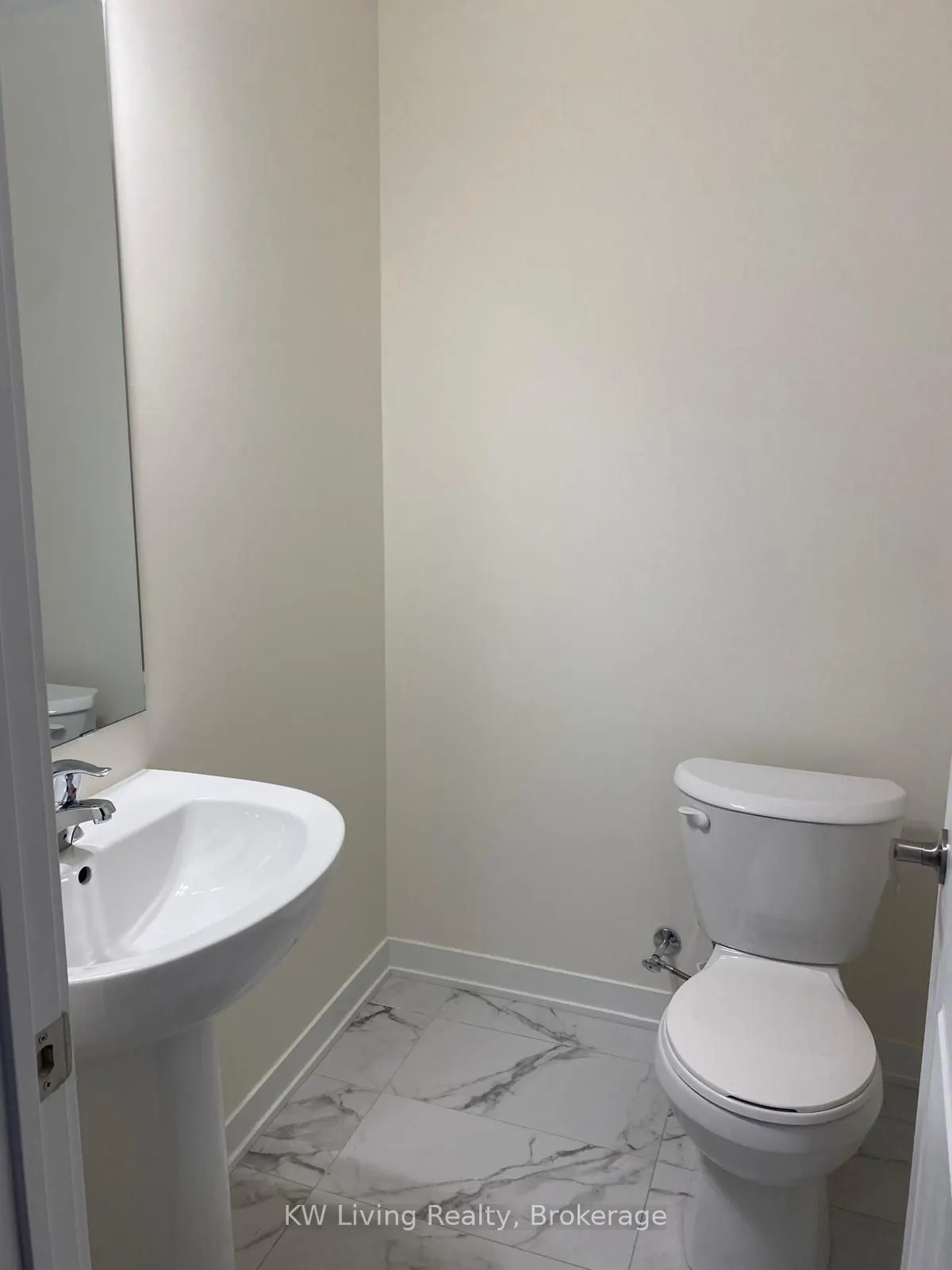 1695 Dersan Street, #223