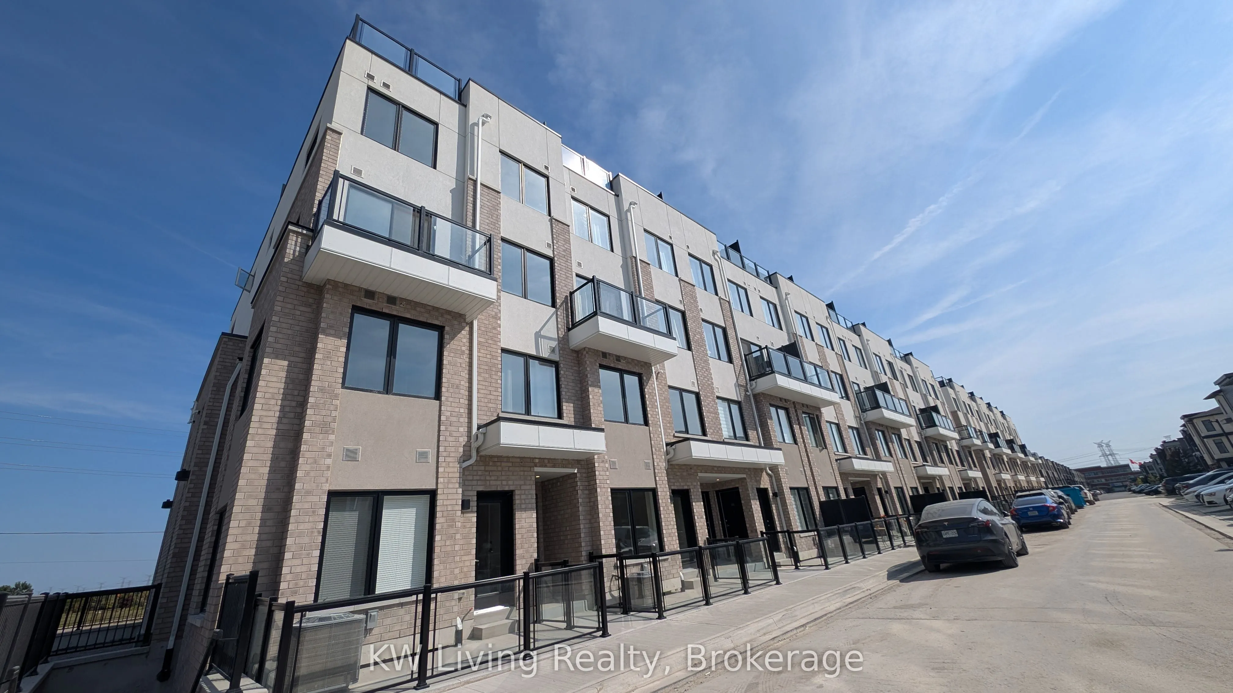 1695 Dersan Street, #223