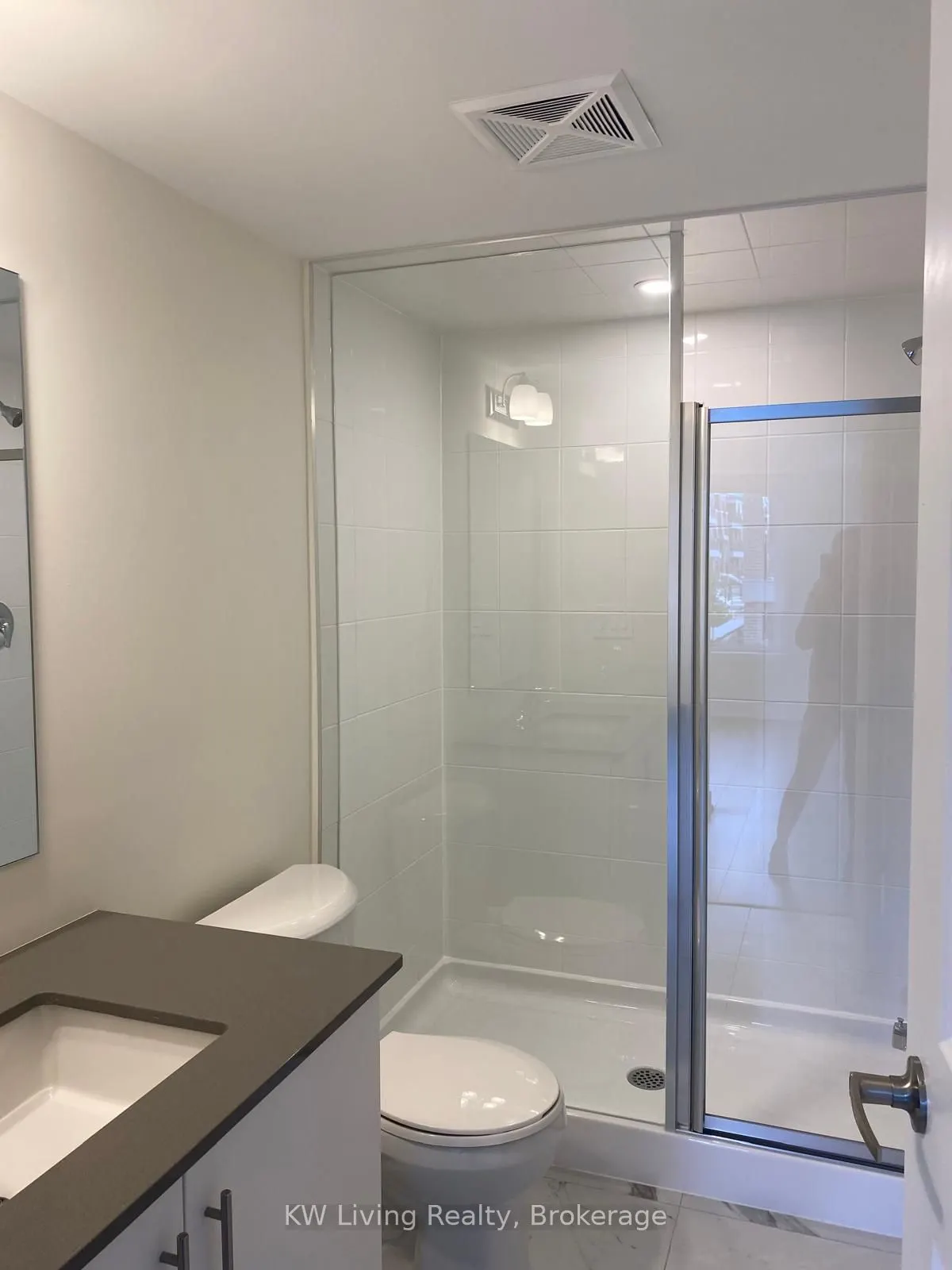 1695 Dersan Street, #223