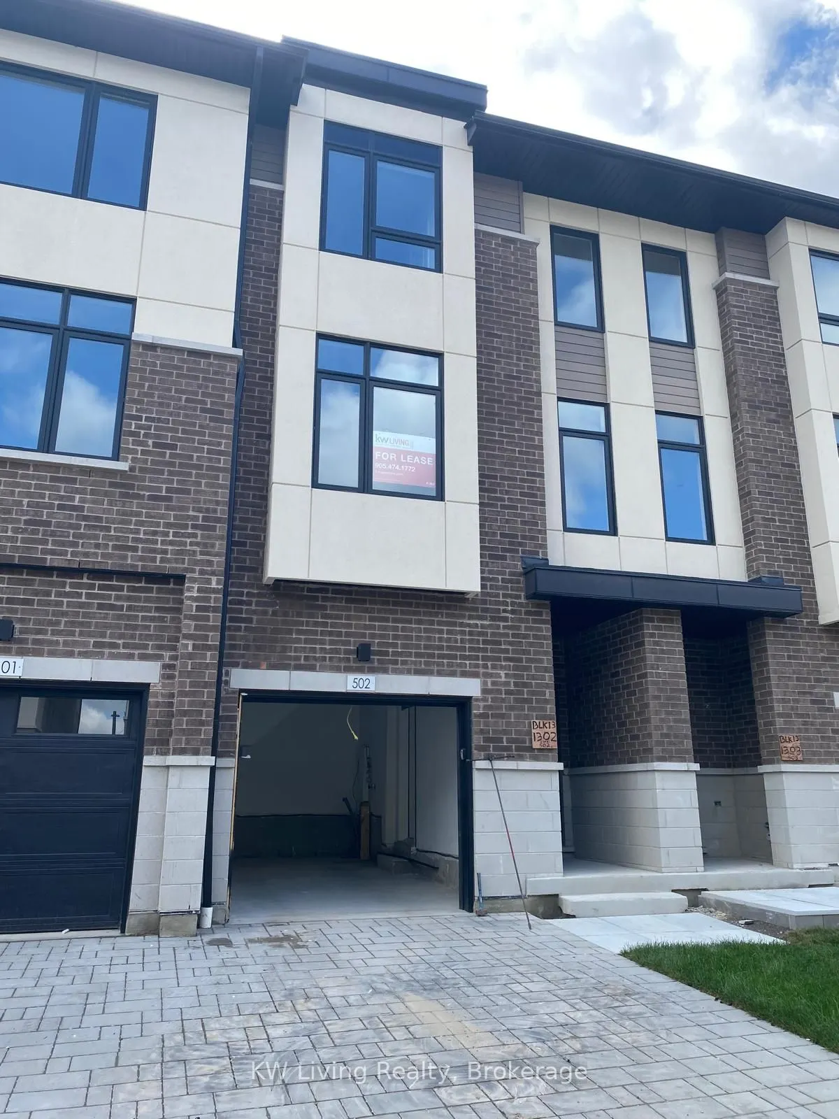 1695 Dersan Street, #502