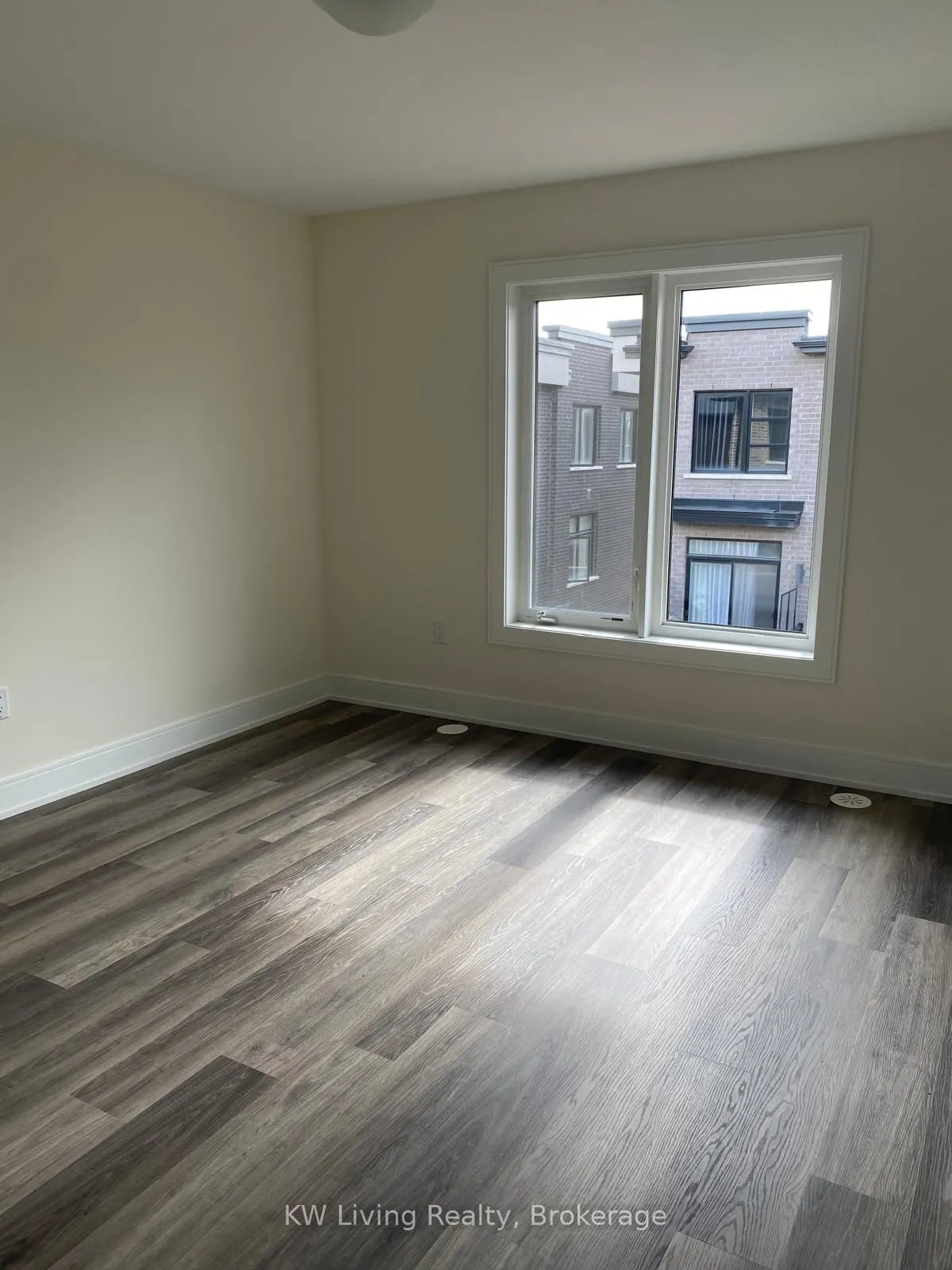 1695 Dersan Street, #502