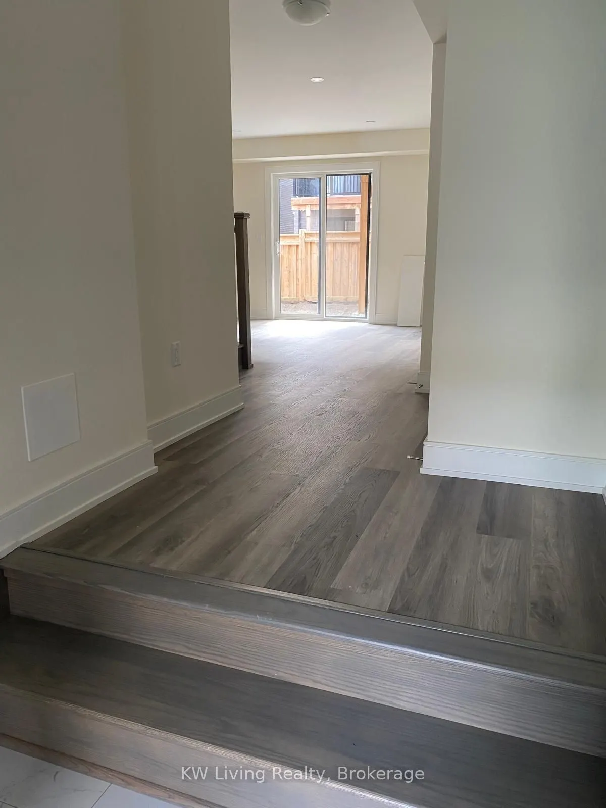 1695 Dersan Street, #502