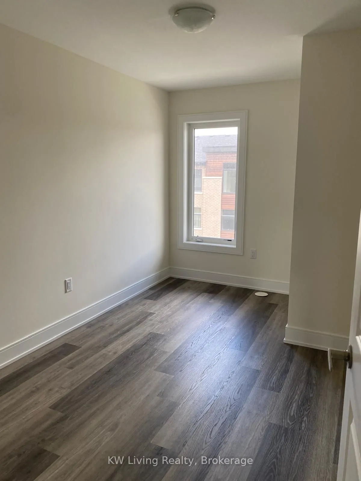 1695 Dersan Street, #502