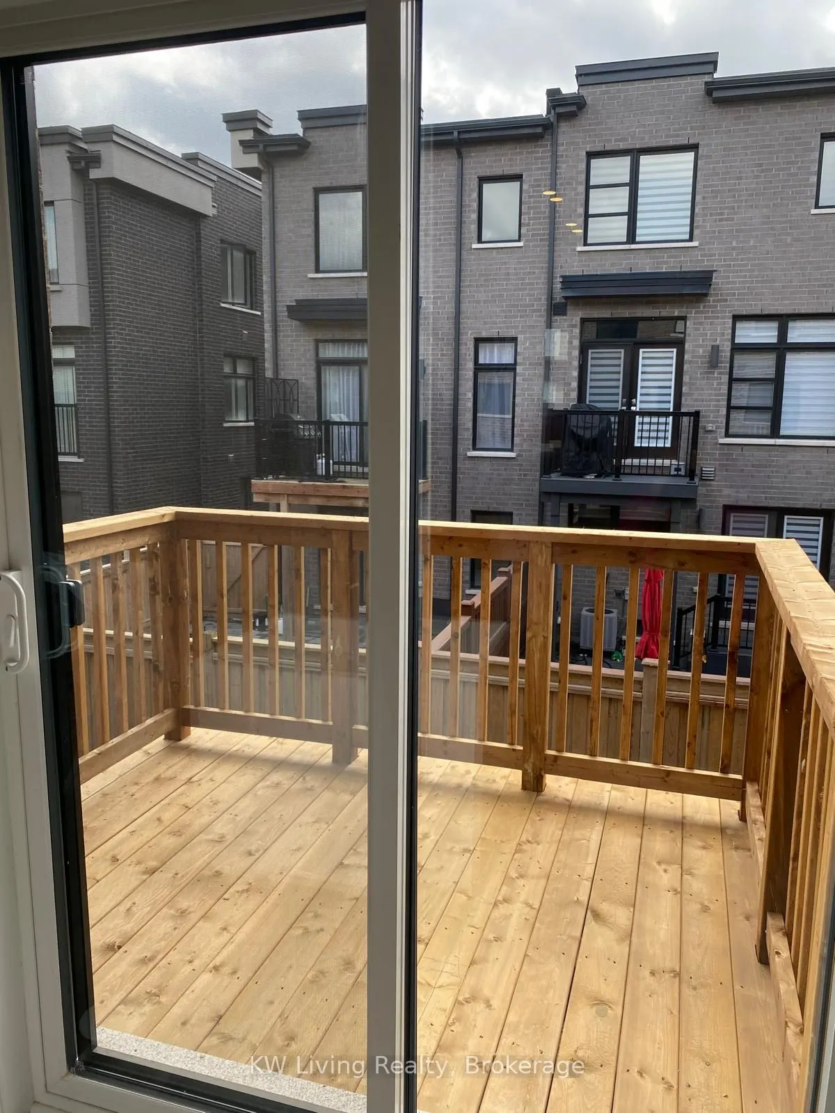 1695 Dersan Street, #502