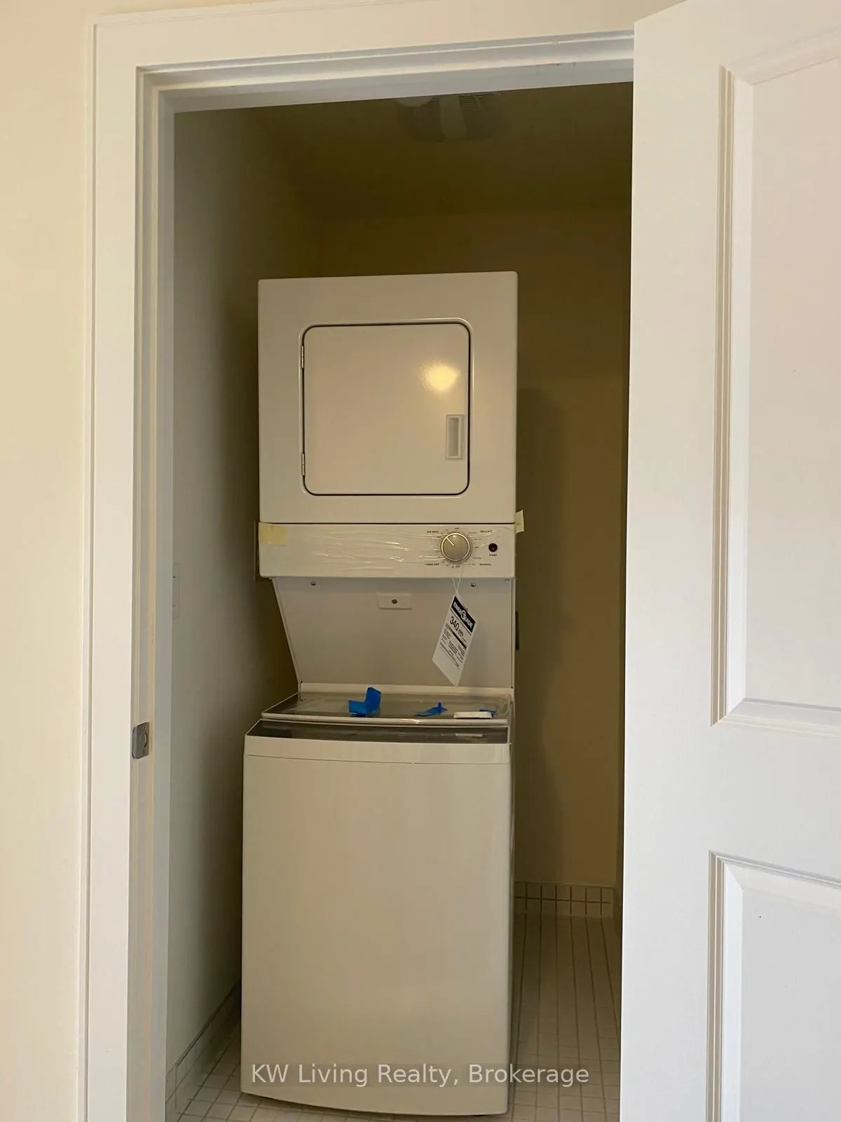 1695 Dersan Street, #502