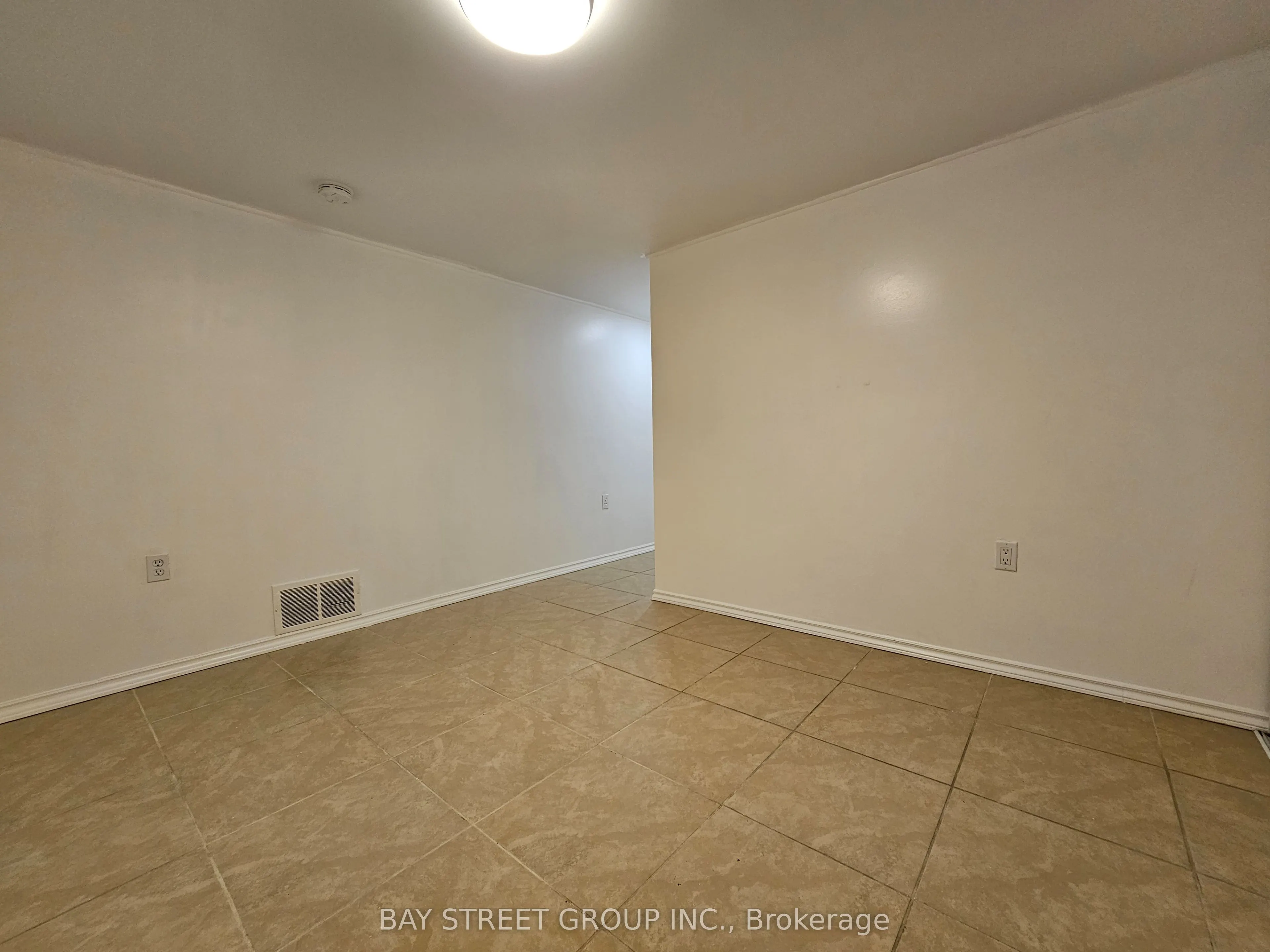 52 Janet Boulevard, #Bsmt