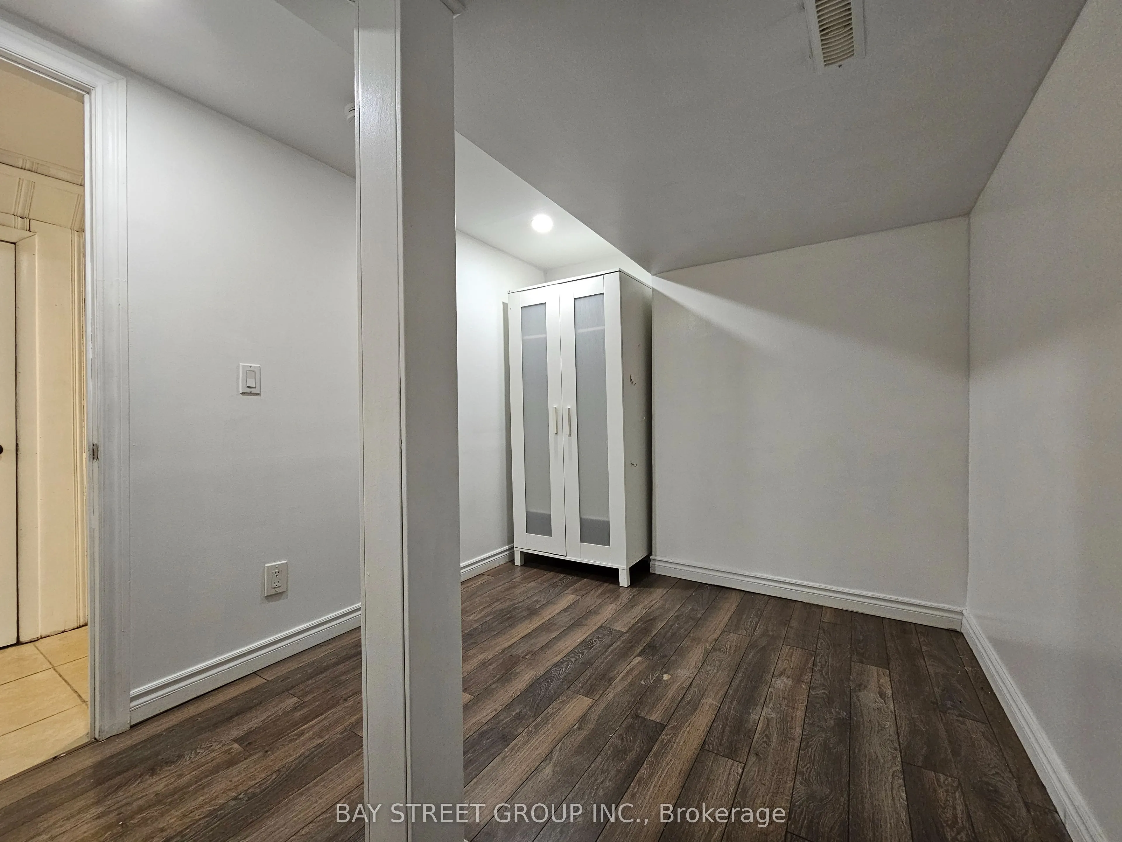 52 Janet Boulevard, #Bsmt