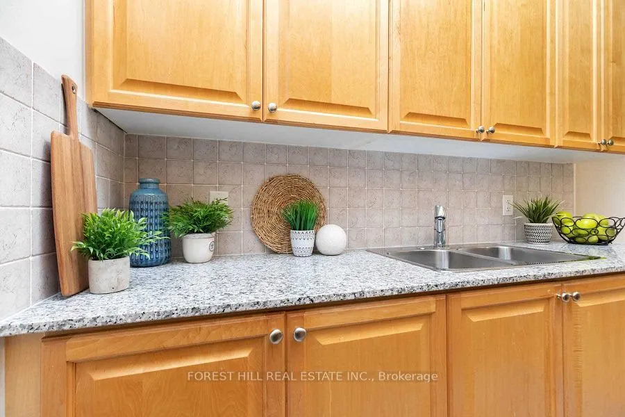 83 Borough Drive, #TH93A