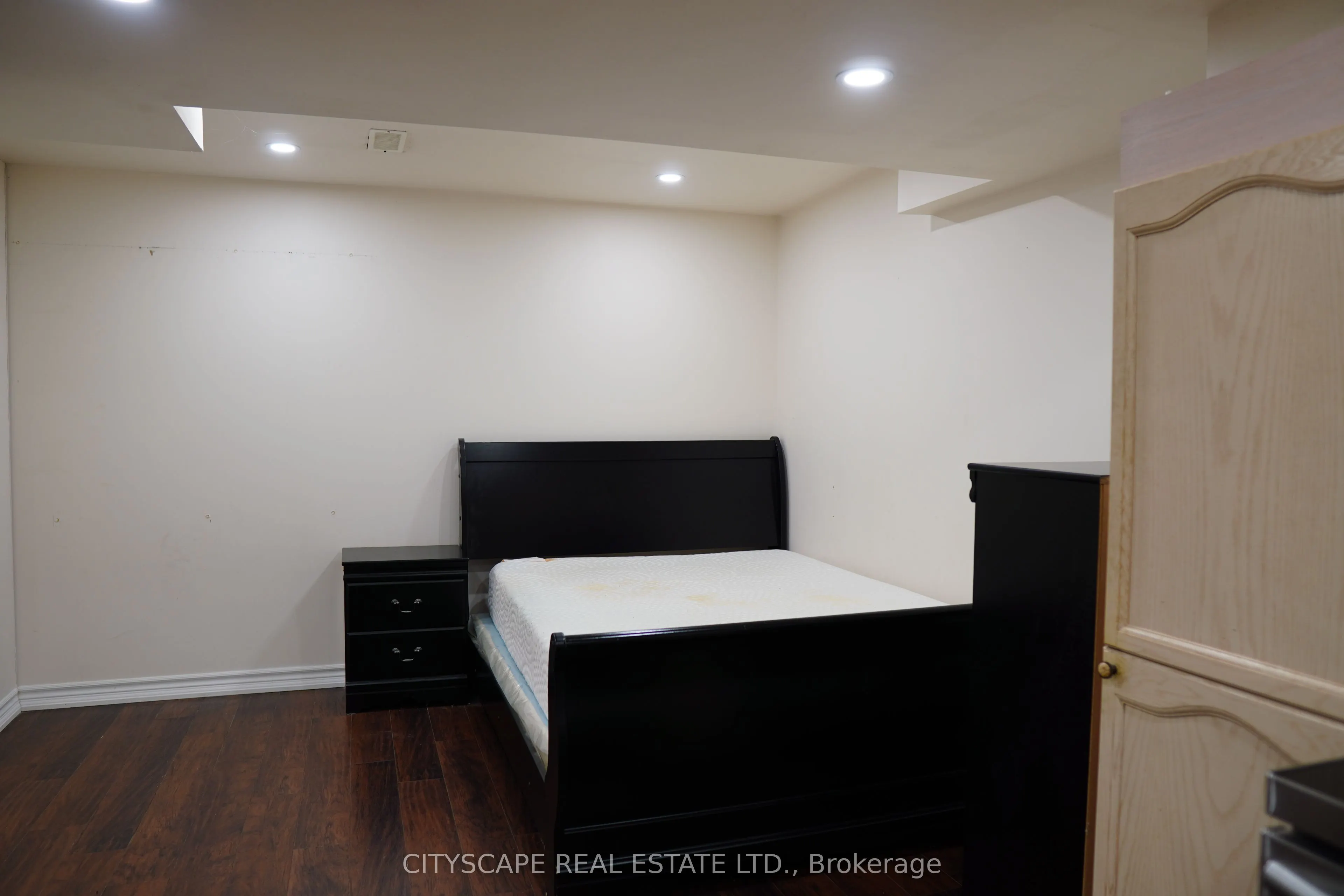 128 Braebrook Drive, #Bsmt