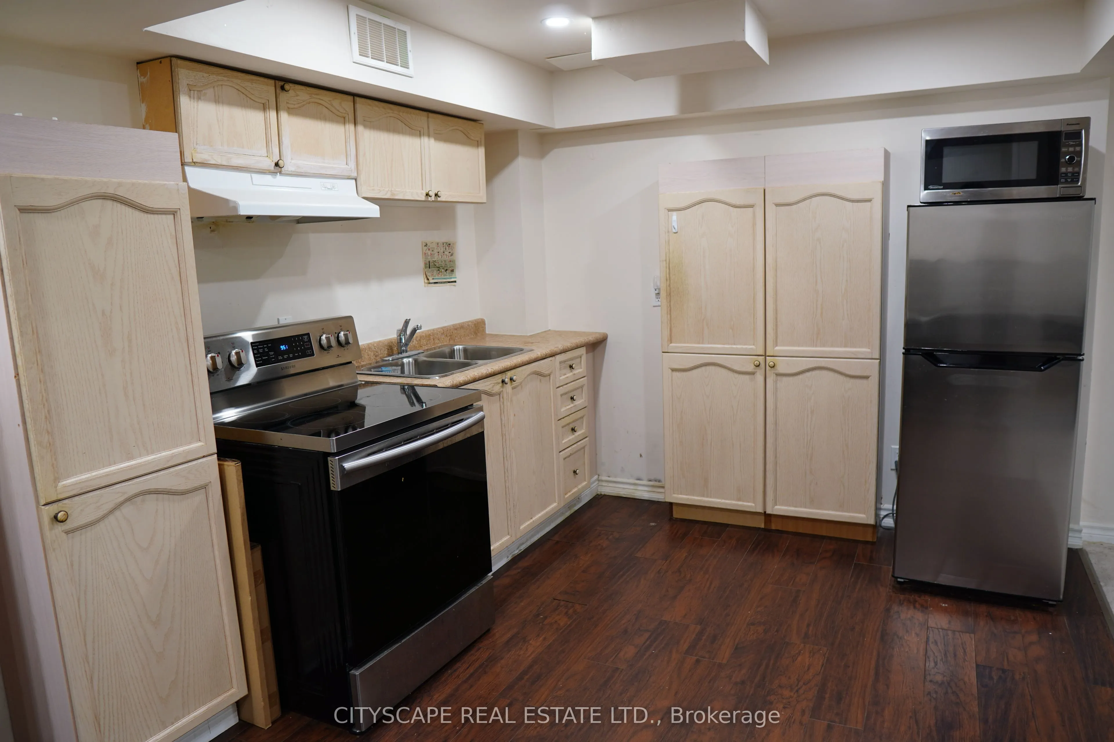 128 Braebrook Drive, #Bsmt