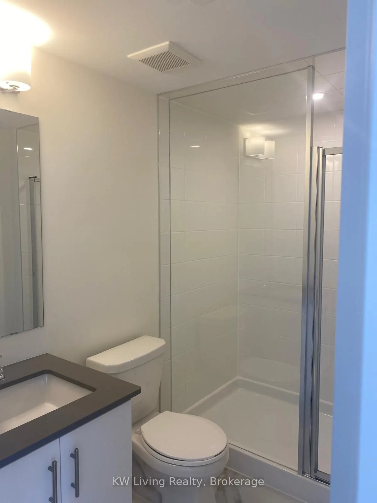1695 Dersan Street, #910
