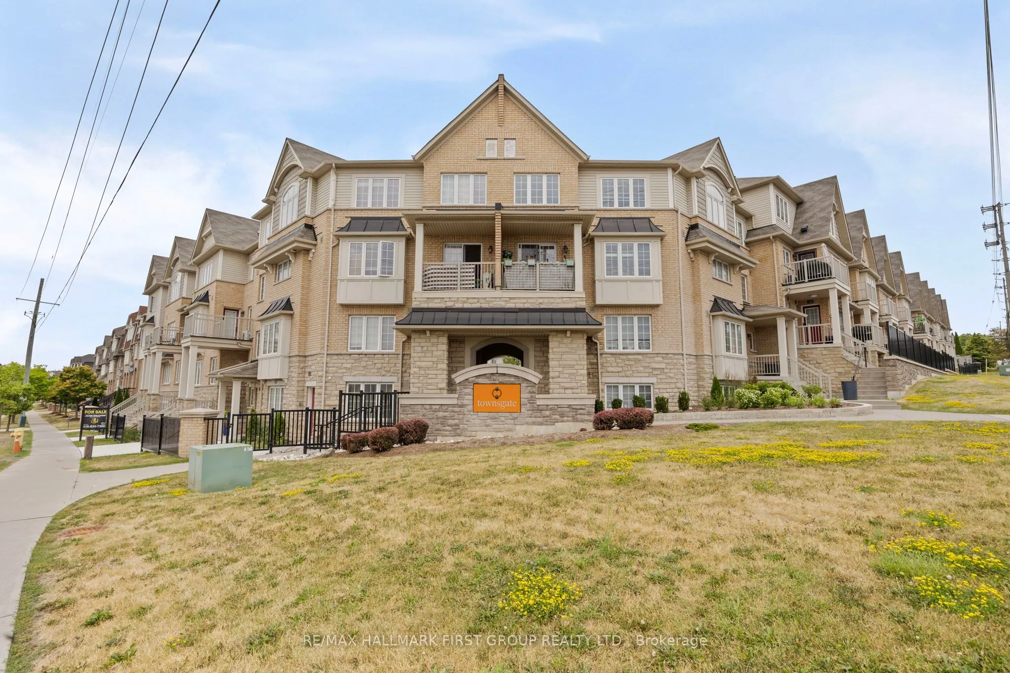70 Abela Lane, #70