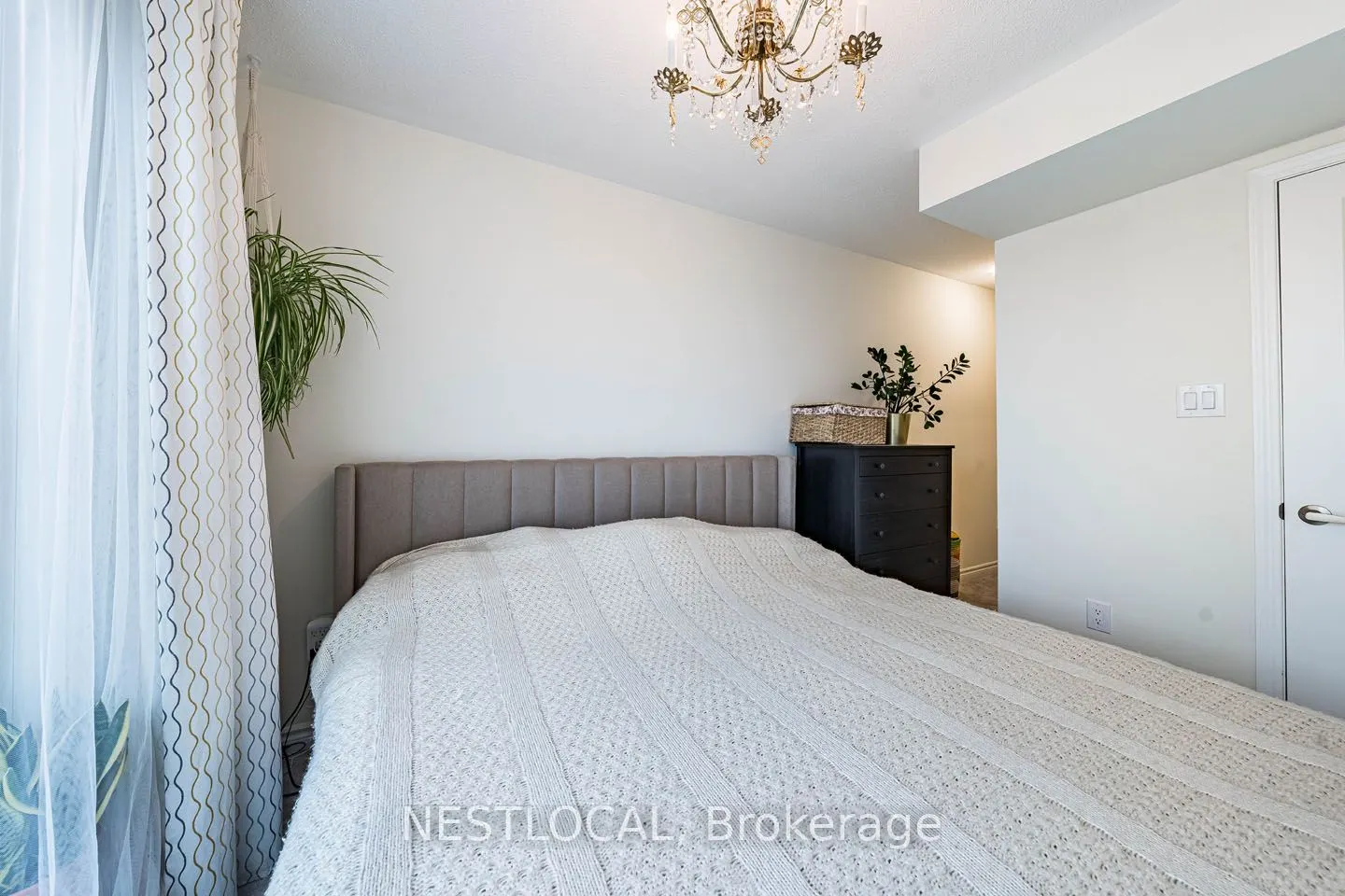 1085 Danforth Road, #206