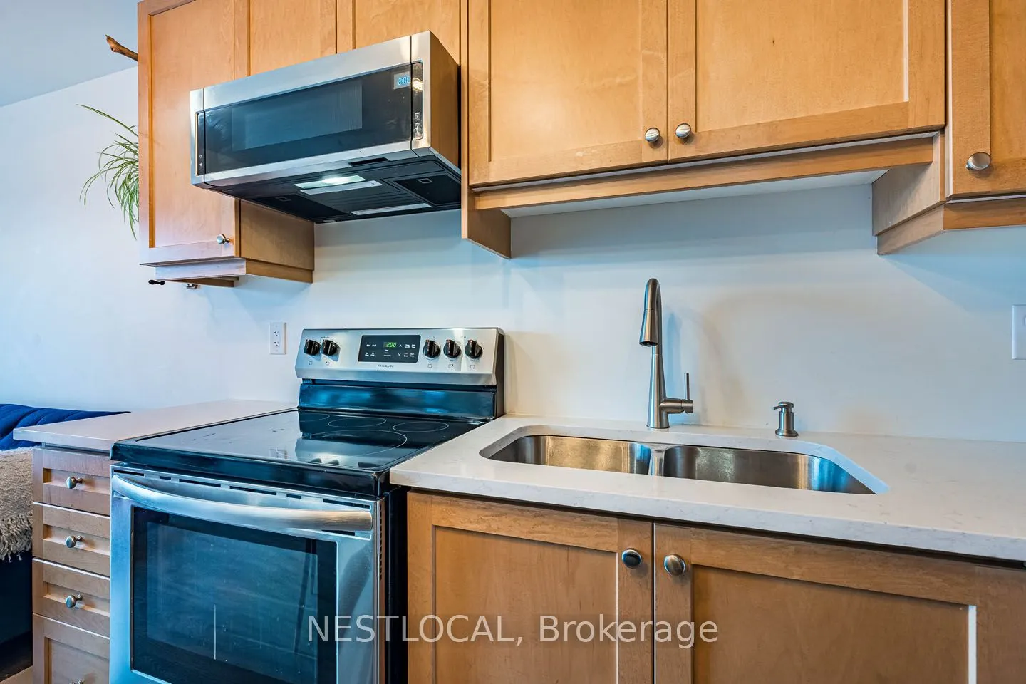 1085 Danforth Road, #206