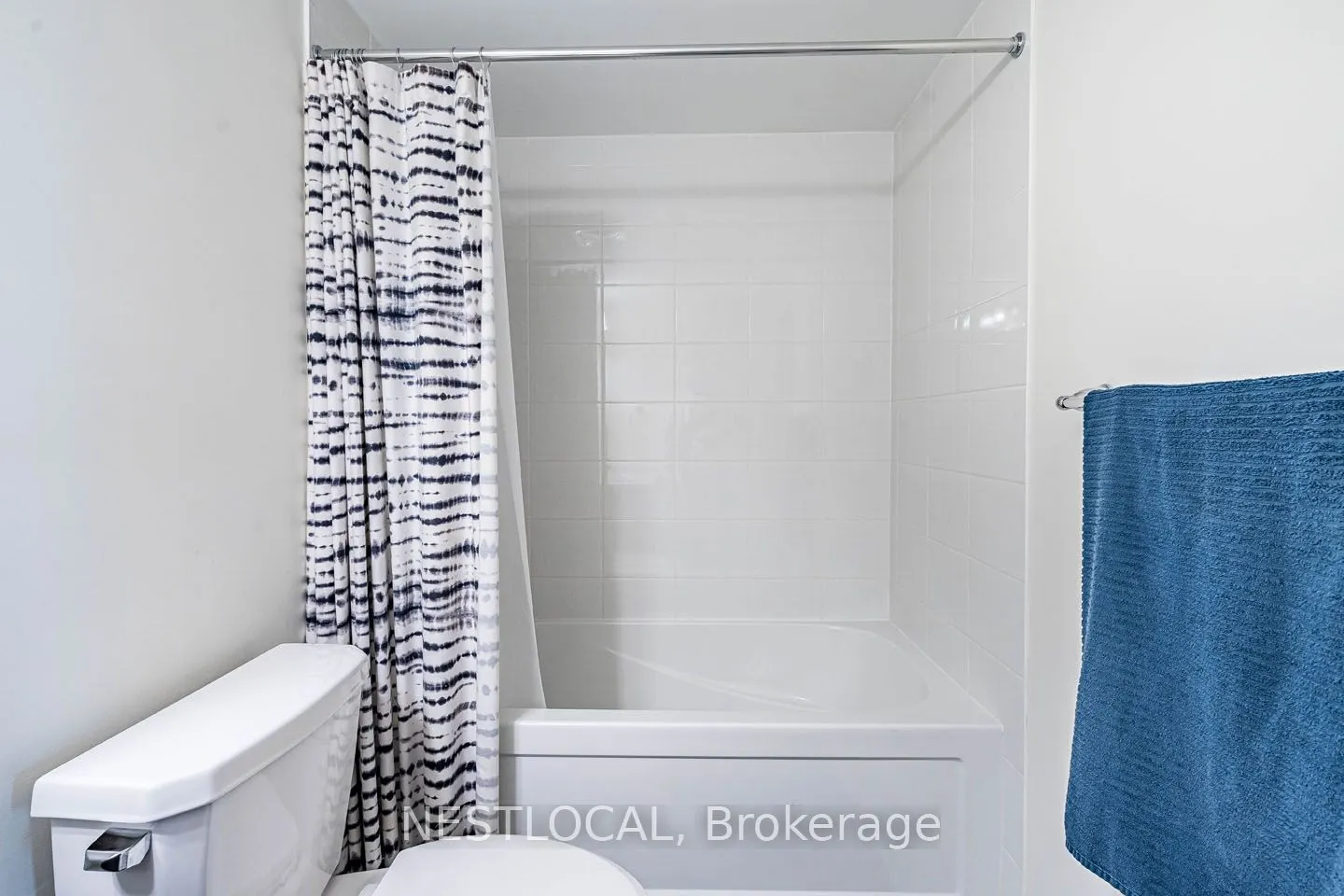 1085 Danforth Road, #206