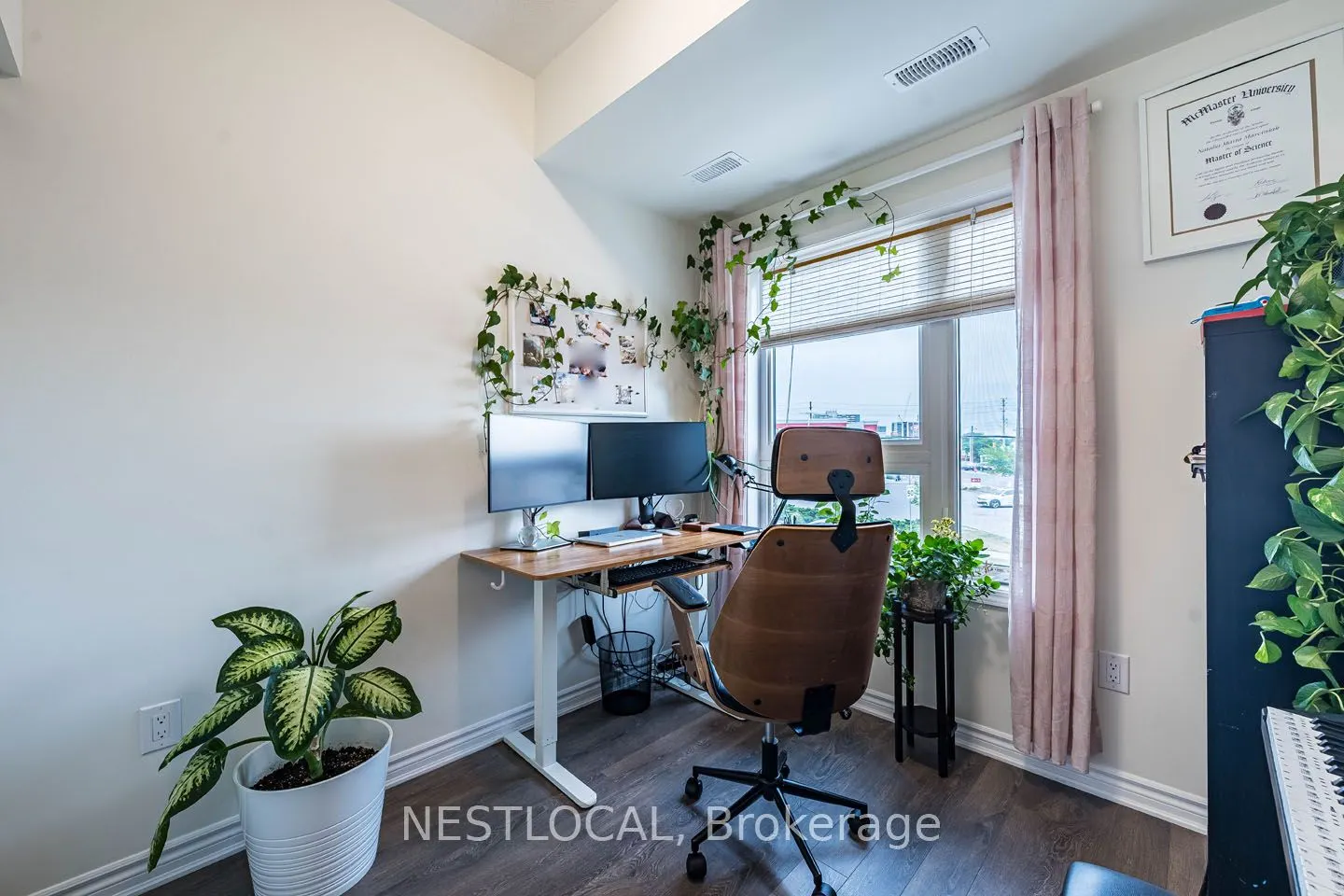 1085 Danforth Road, #206