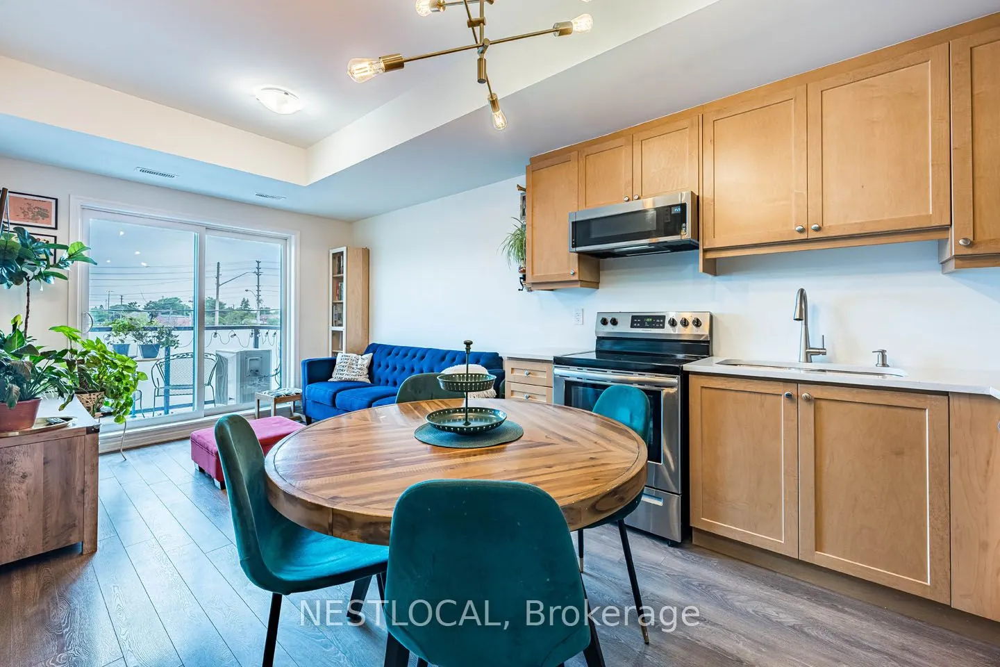 1085 Danforth Road, #206