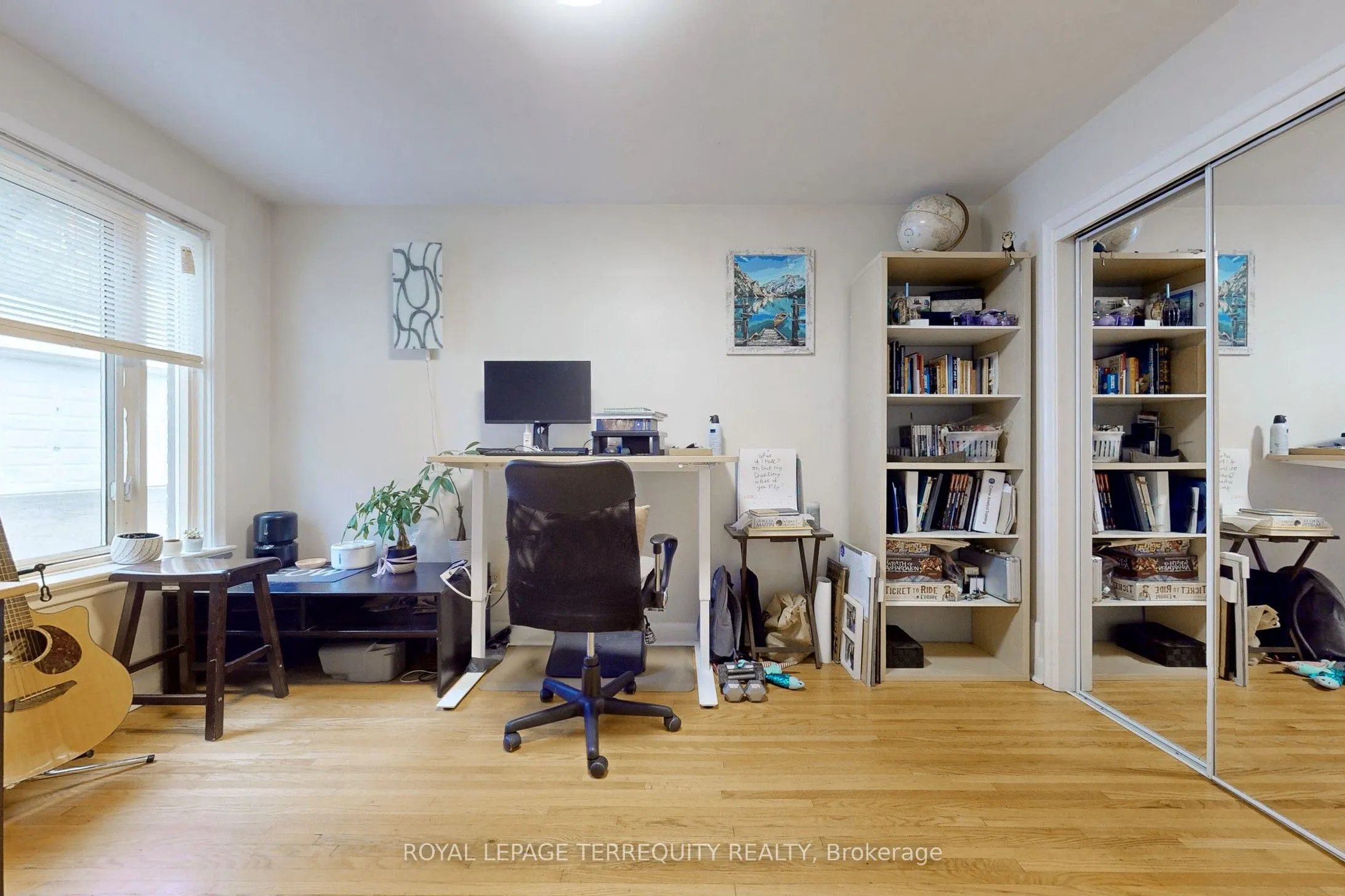 29 Love Crescent, #Main