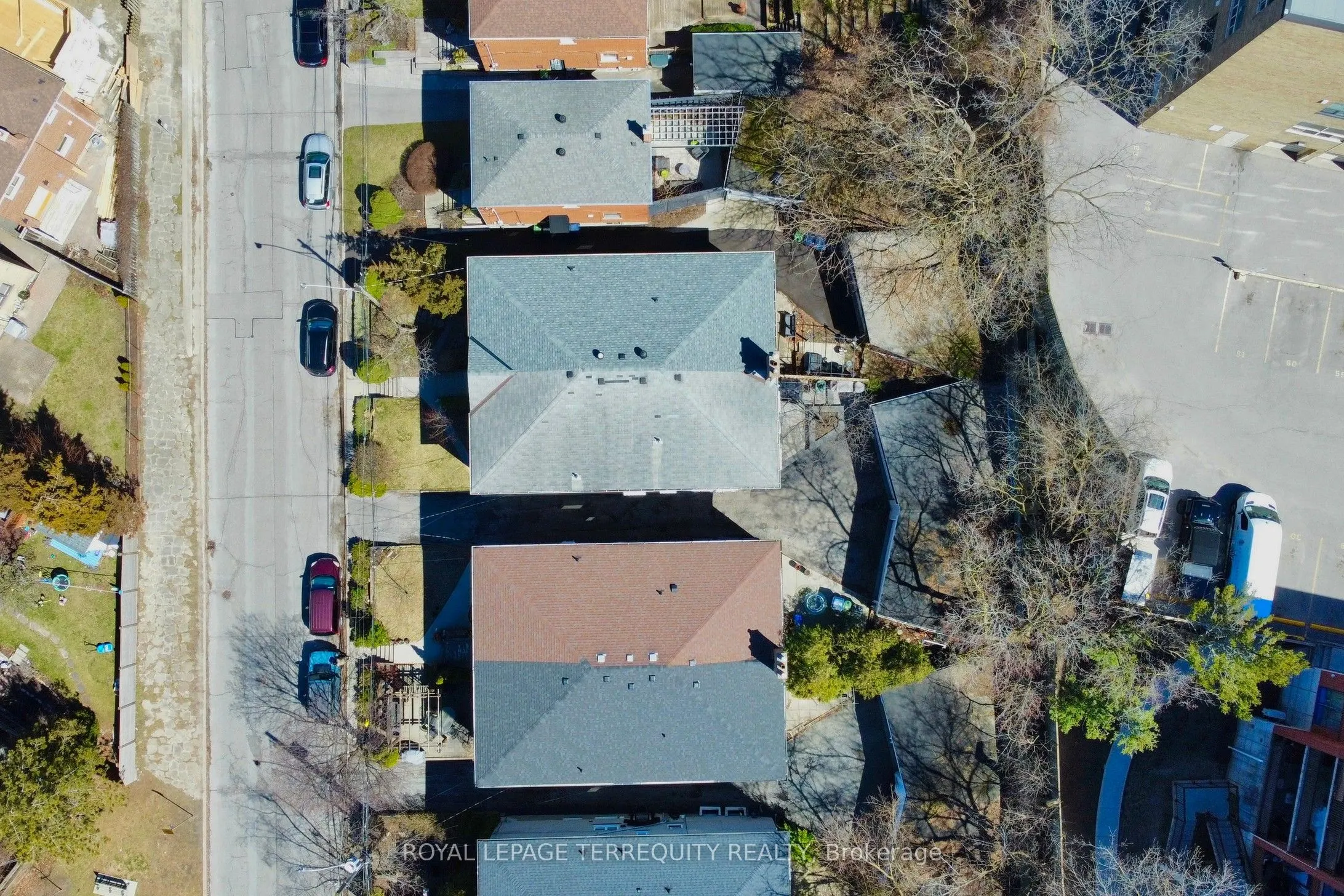 29 Love Crescent, #Main