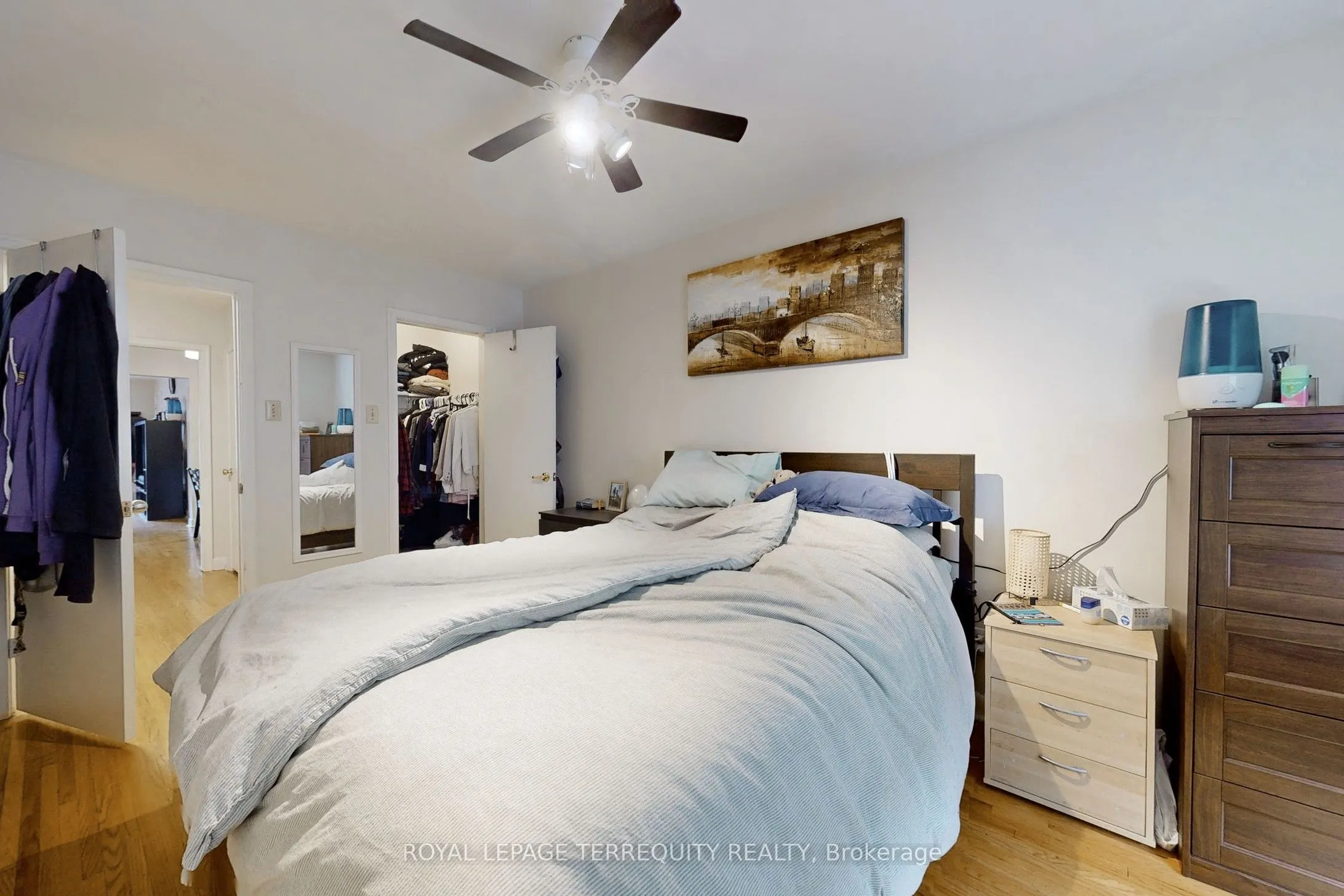 29 Love Crescent, #Main