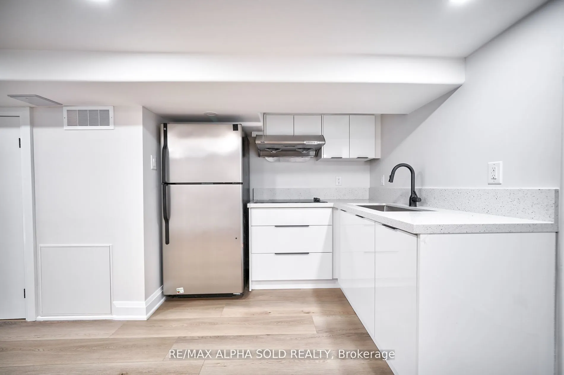 11A Endean Avenue, #BSMT