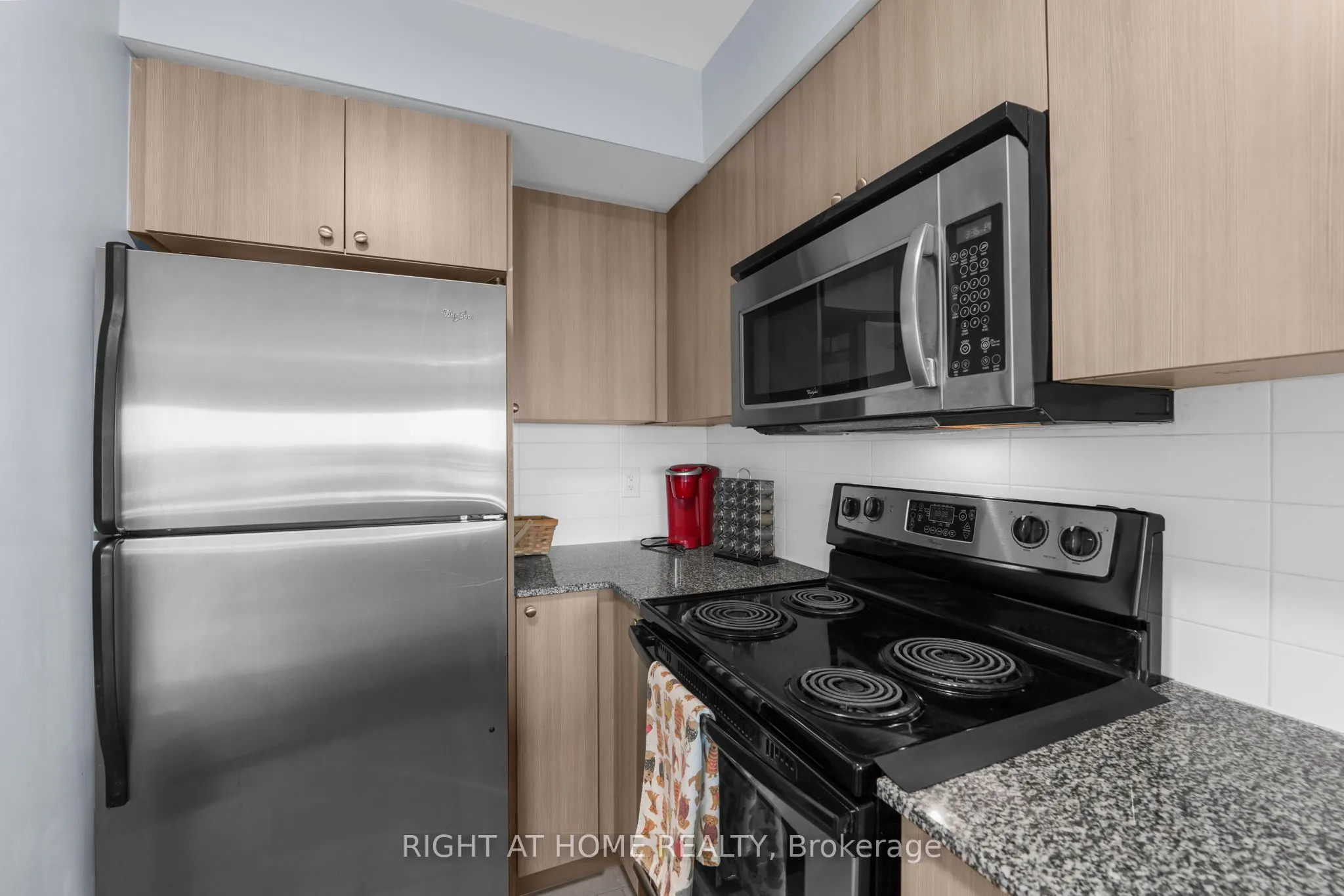 1235 Bayly Street, #603