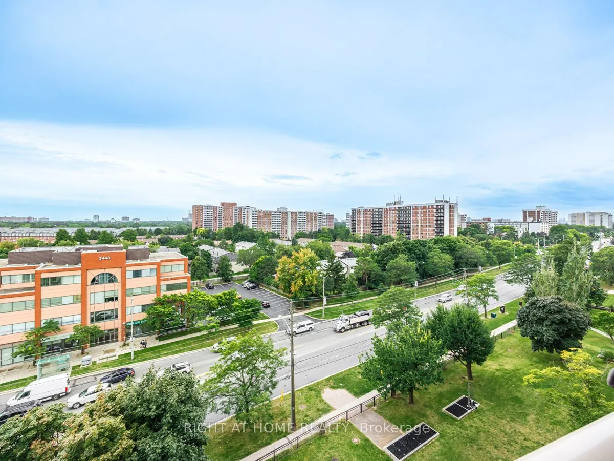2050 Bridletowne Circle, #911