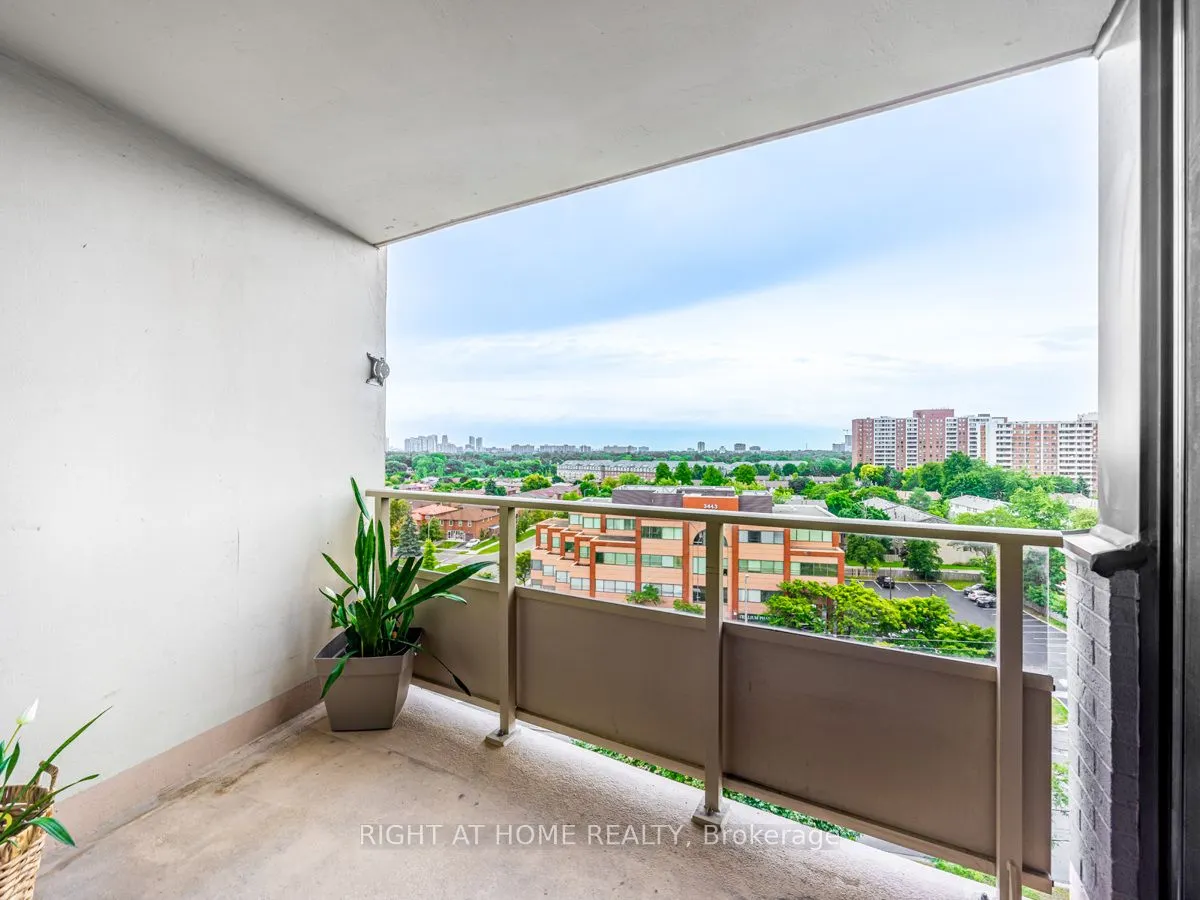 2050 Bridletowne Circle, #911