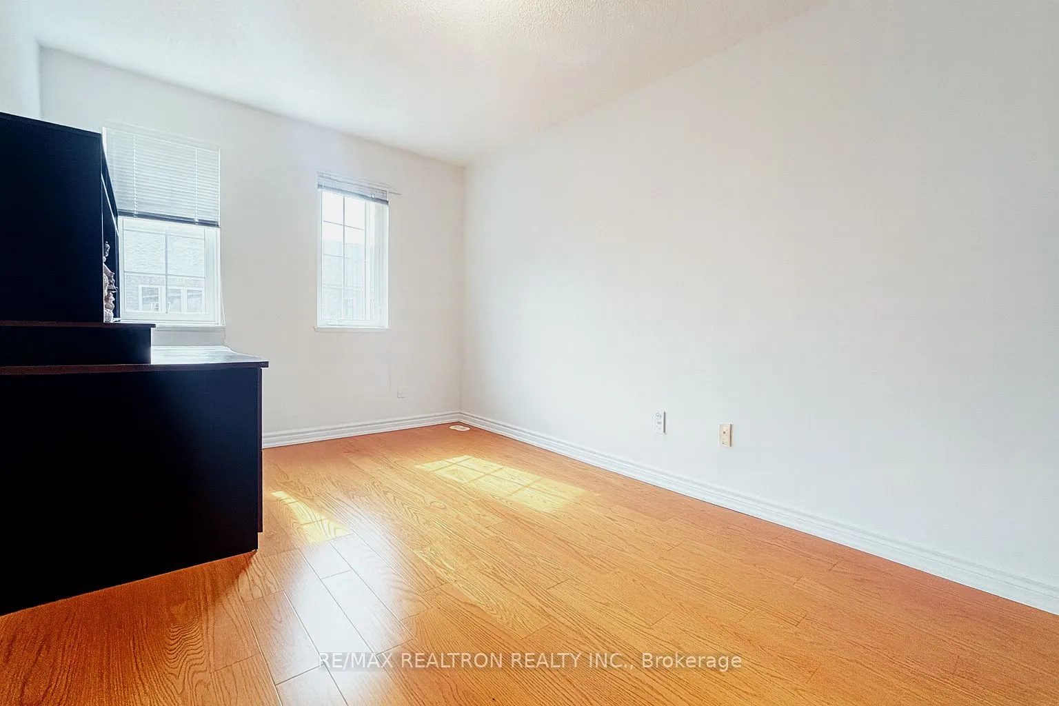 1881 McNicoll Avenue, #303