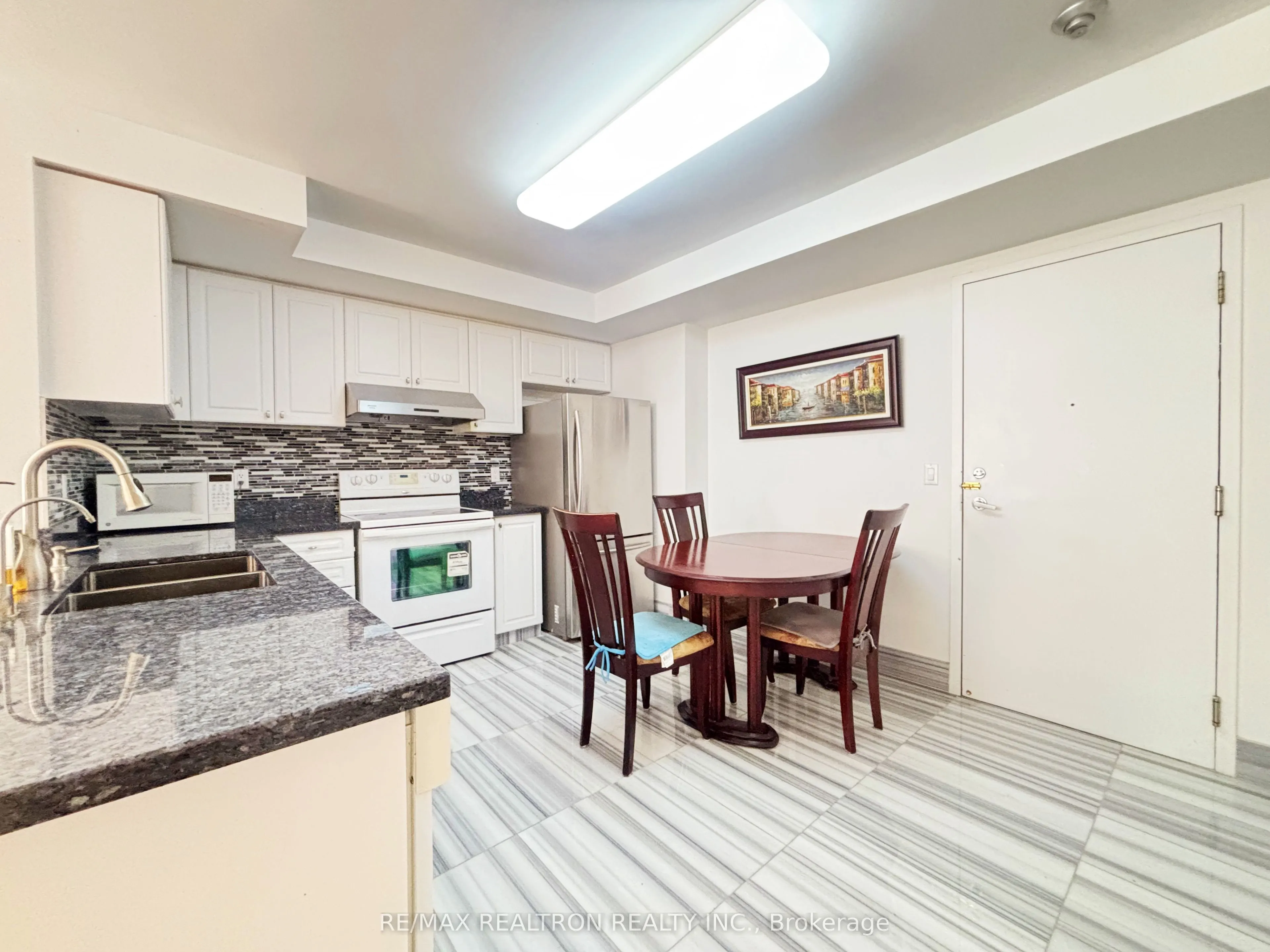1881 McNicoll Avenue, #303