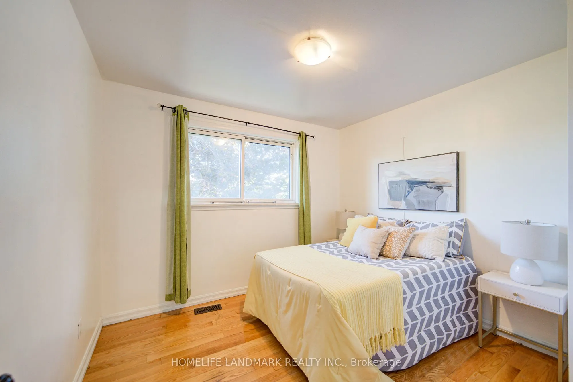 16 Paloma Place