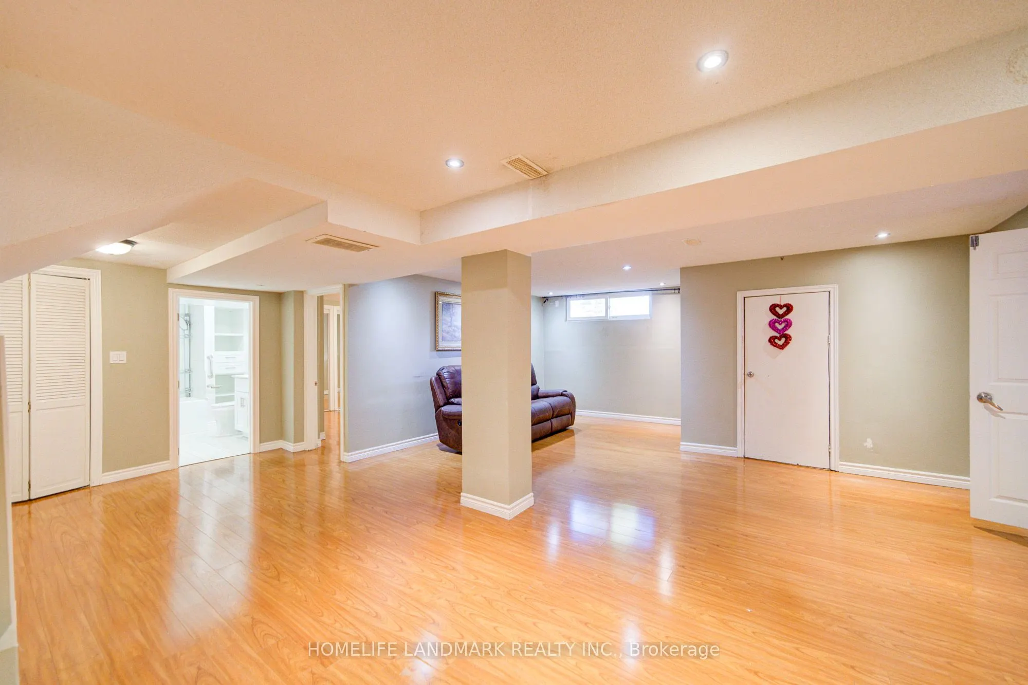 16 Paloma Place