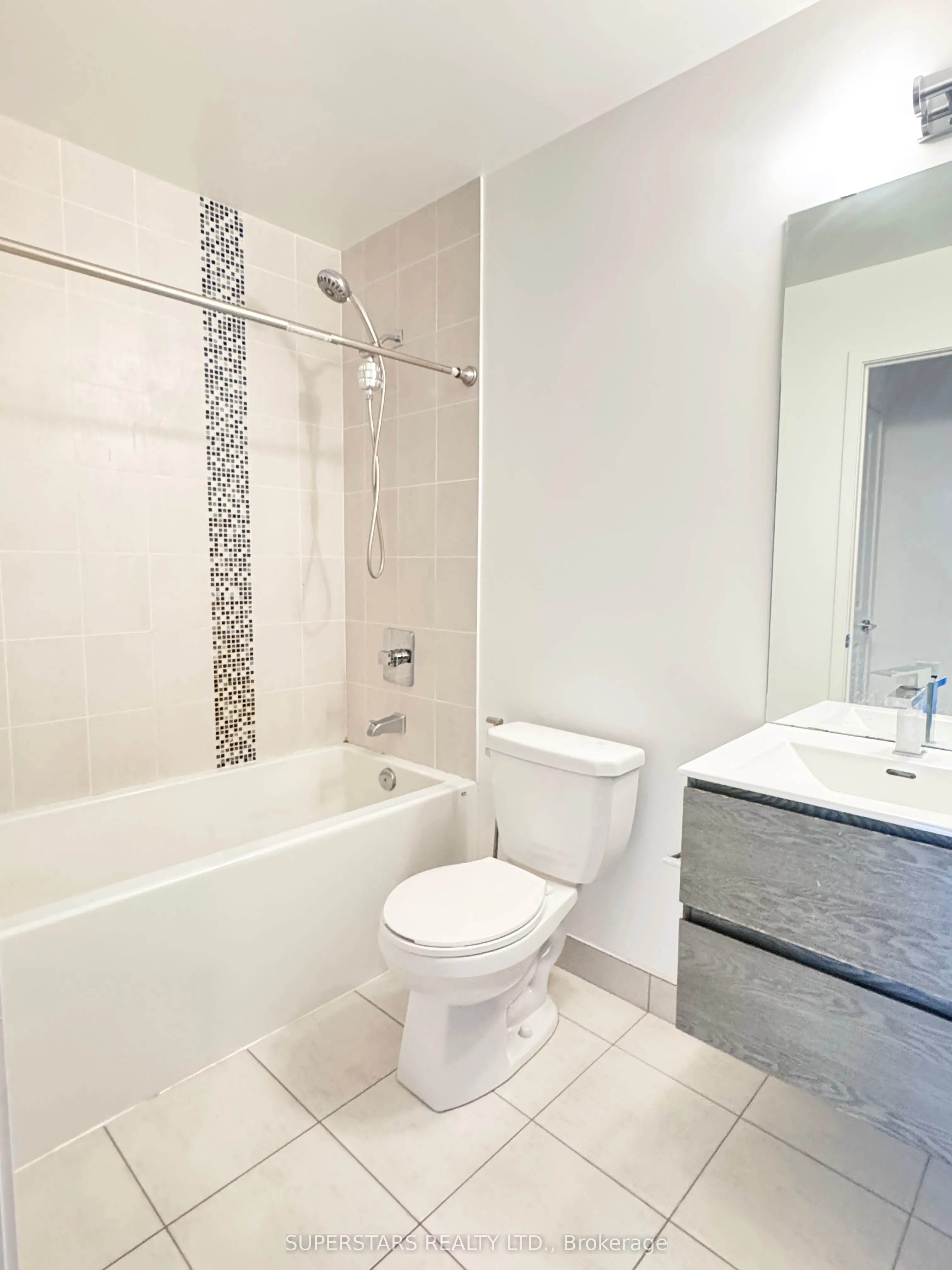 195 Bonis Avenue, #1613