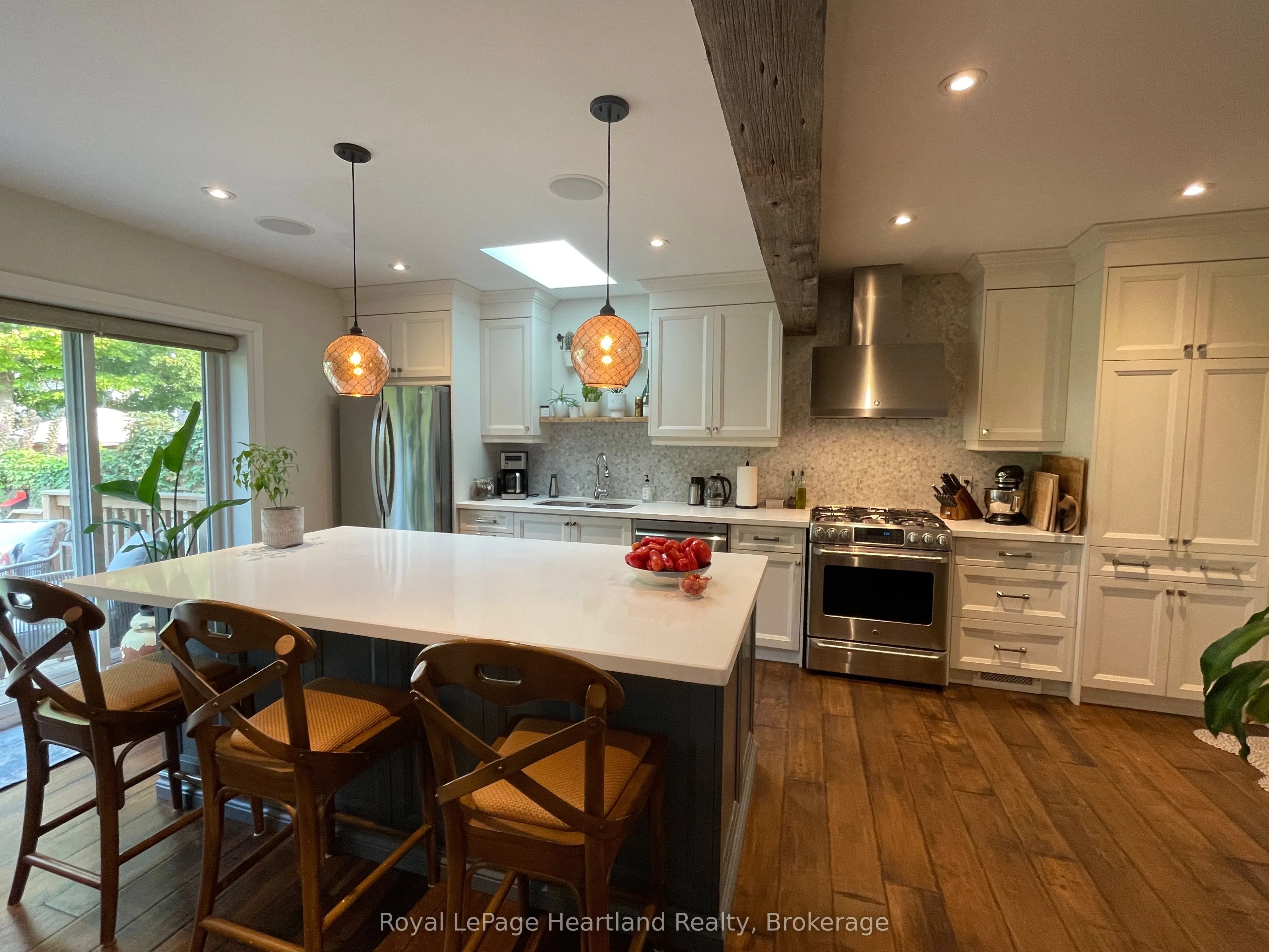 15 SCARBOROUGH HEIGHTS Boulevard