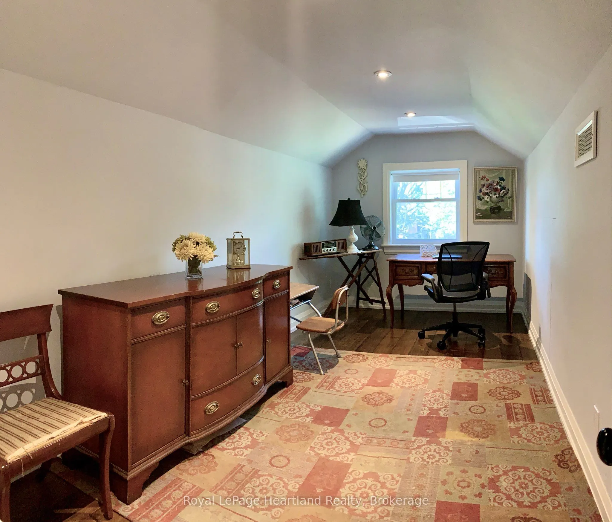 15 SCARBOROUGH HEIGHTS Boulevard