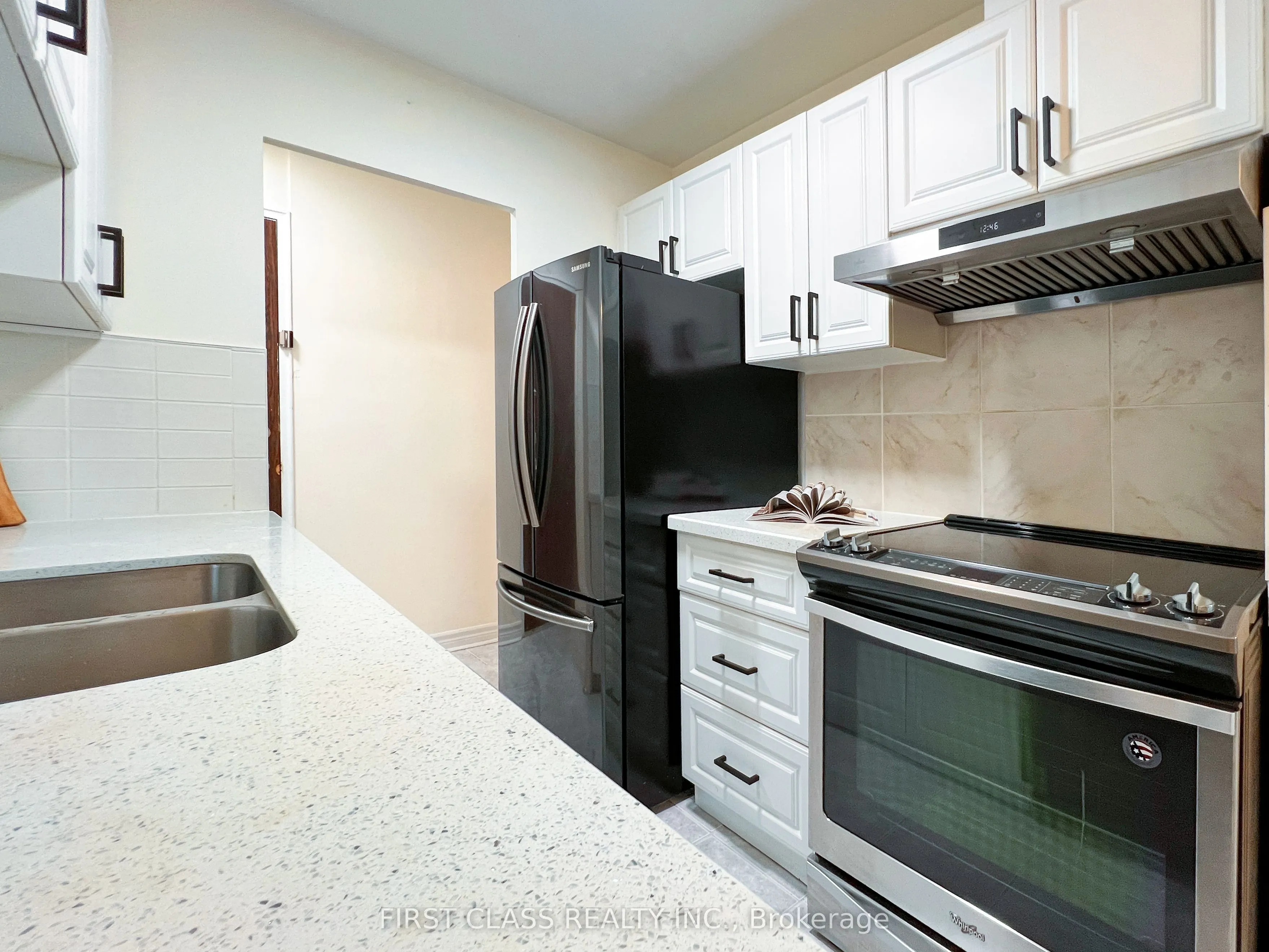 921 Midland Avenue, #205