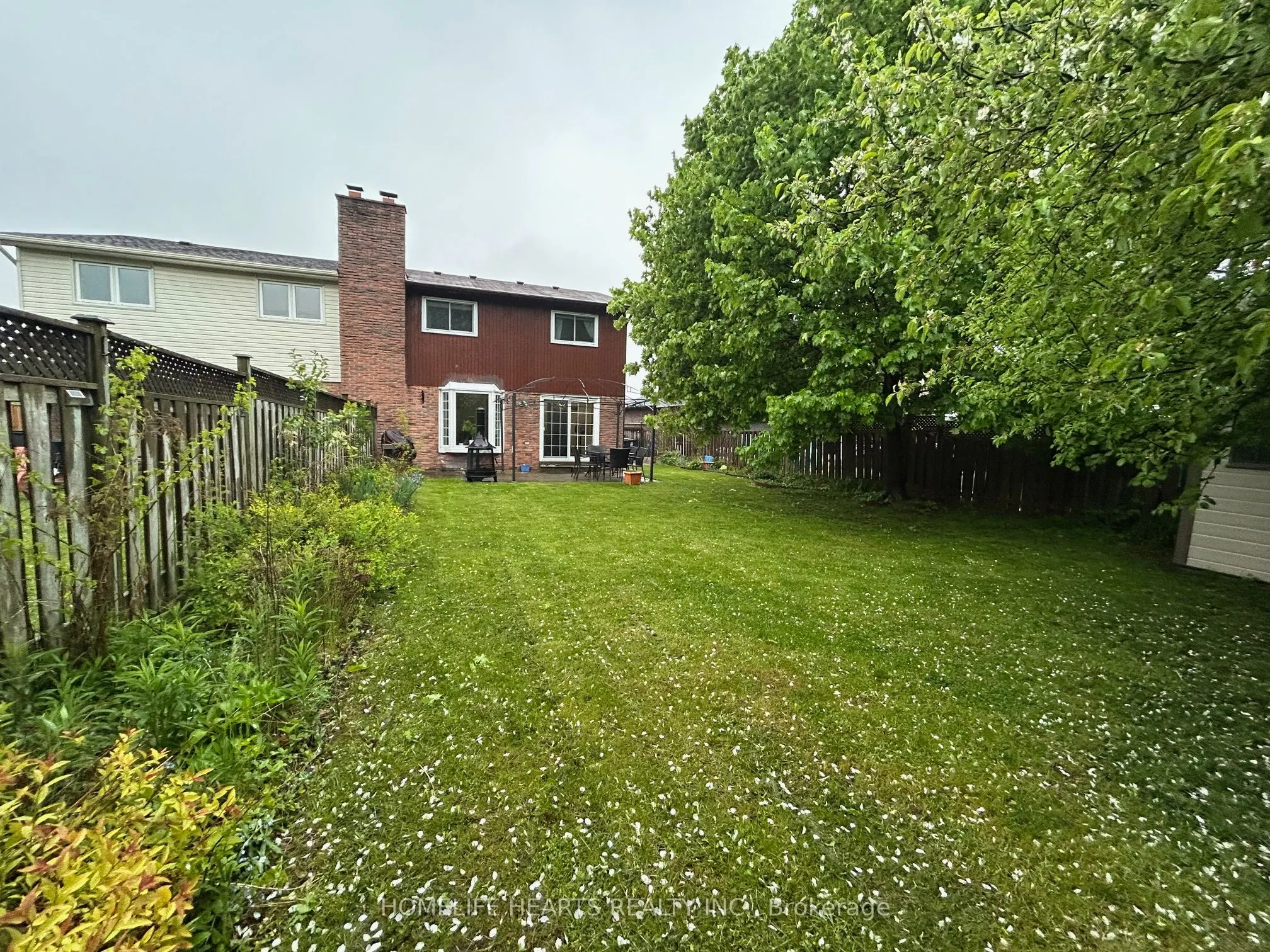 242 Braymore Boulevard