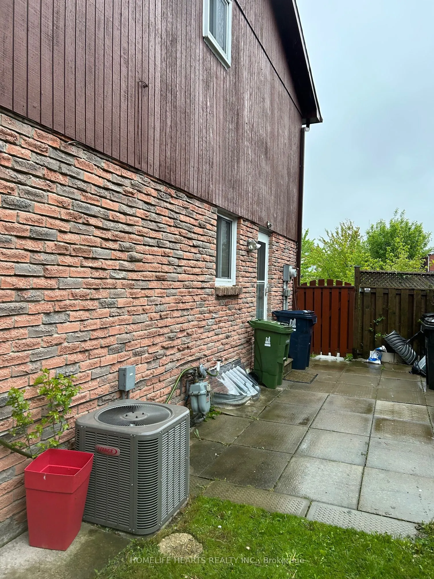 242 Braymore Boulevard