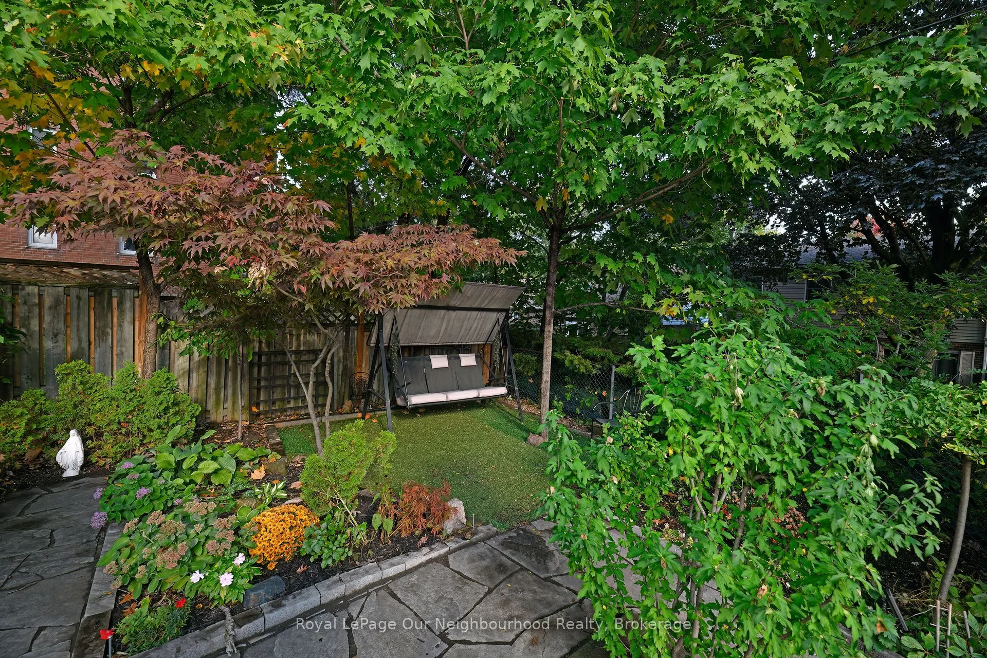 1275 Kingston Road