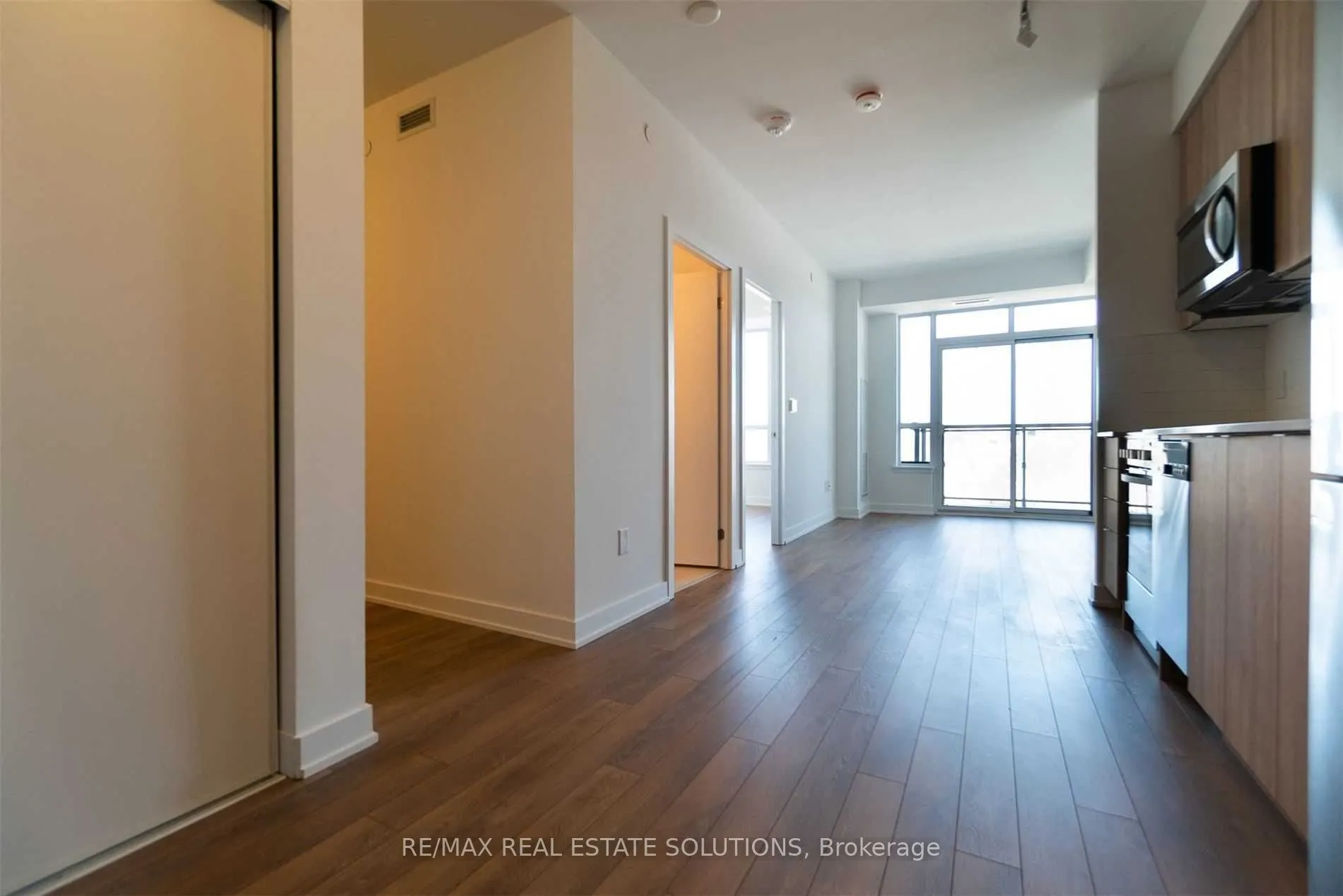 630 Greenwood Avenue, #609