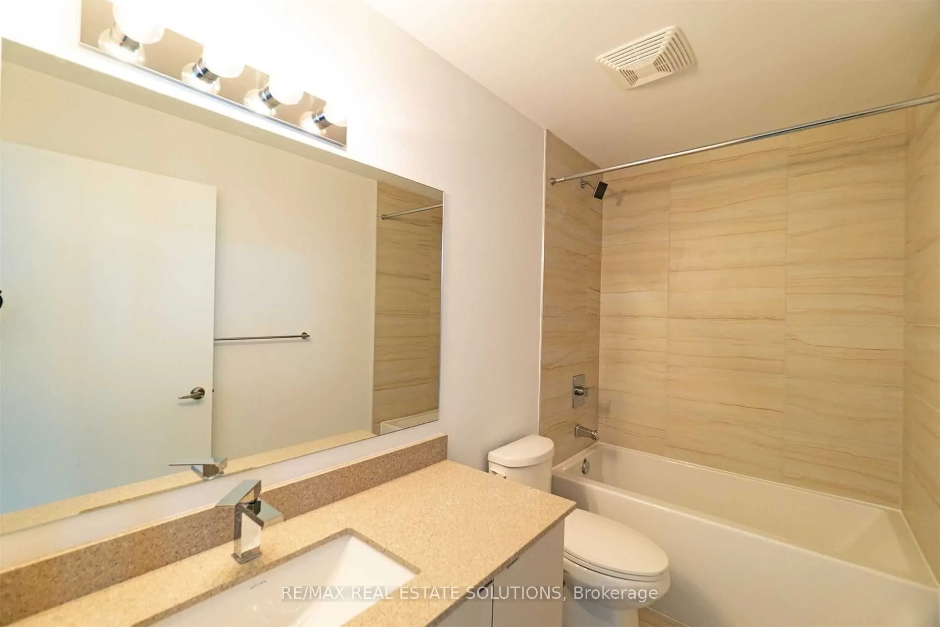 630 Greenwood Avenue, #609