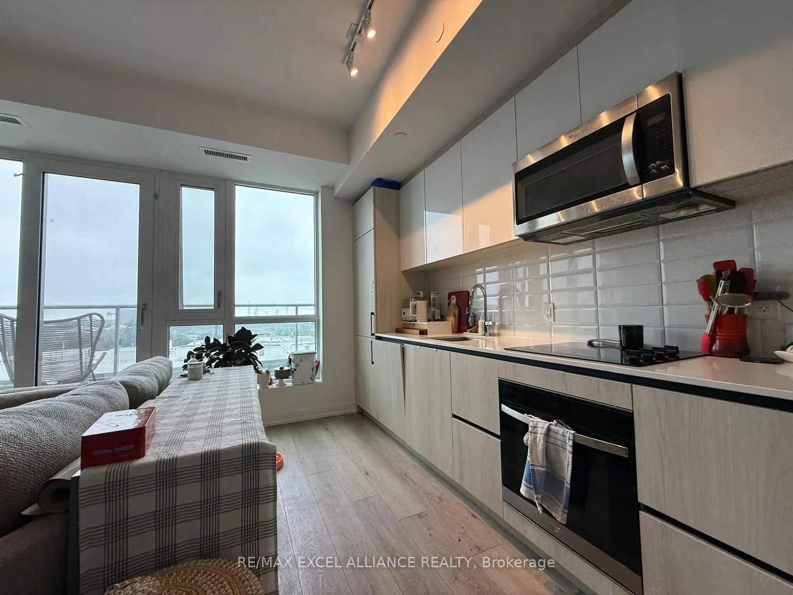 150 Logan Avenue, #805