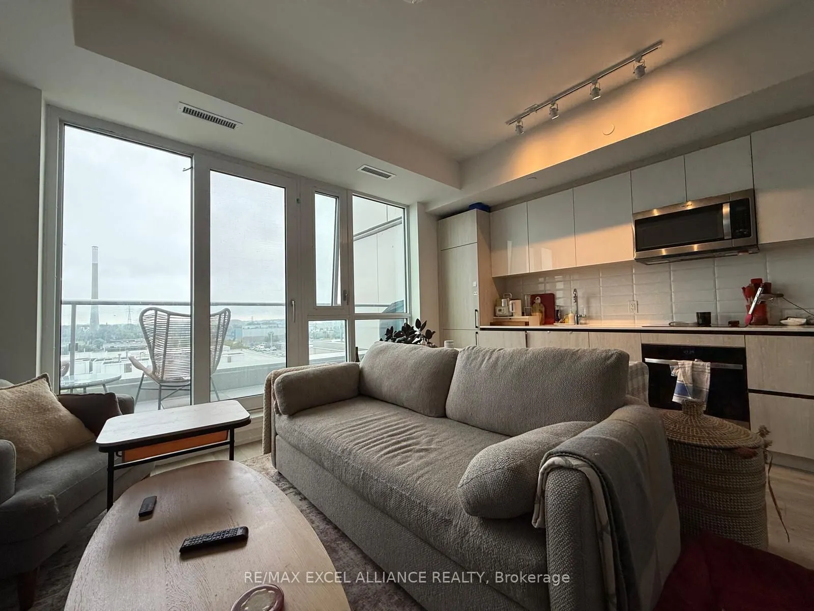 150 Logan Avenue, #805