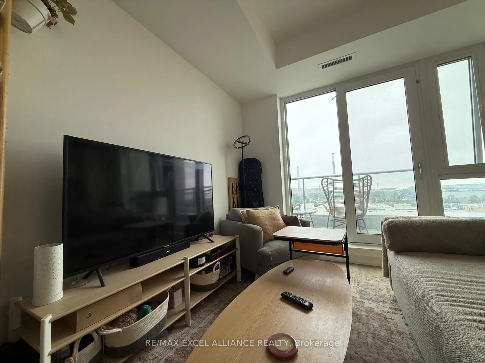 150 Logan Avenue, #805
