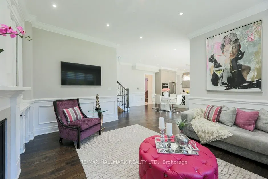 44 Scarboro Crescent