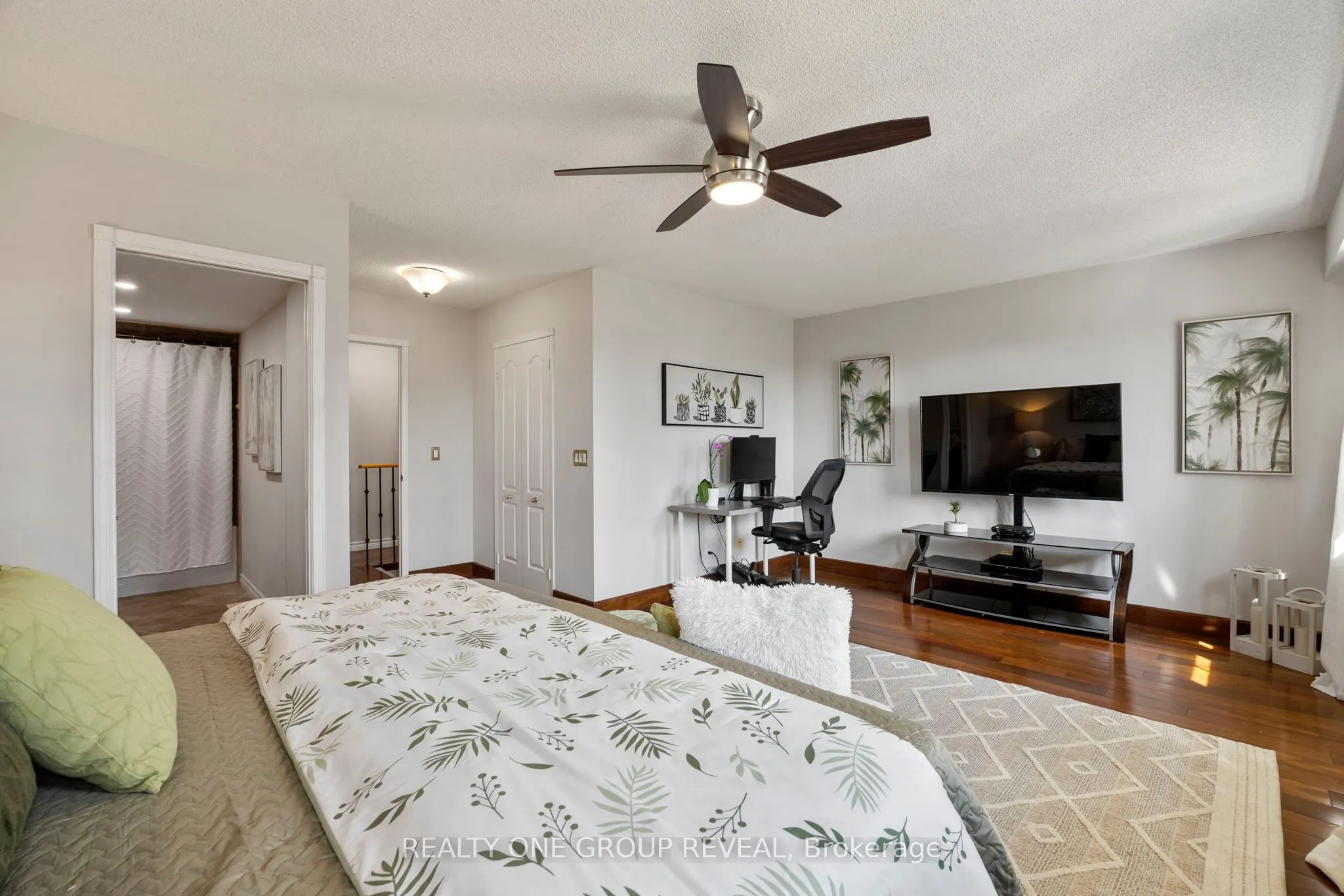 1400 The Esplanade Drive N, #803