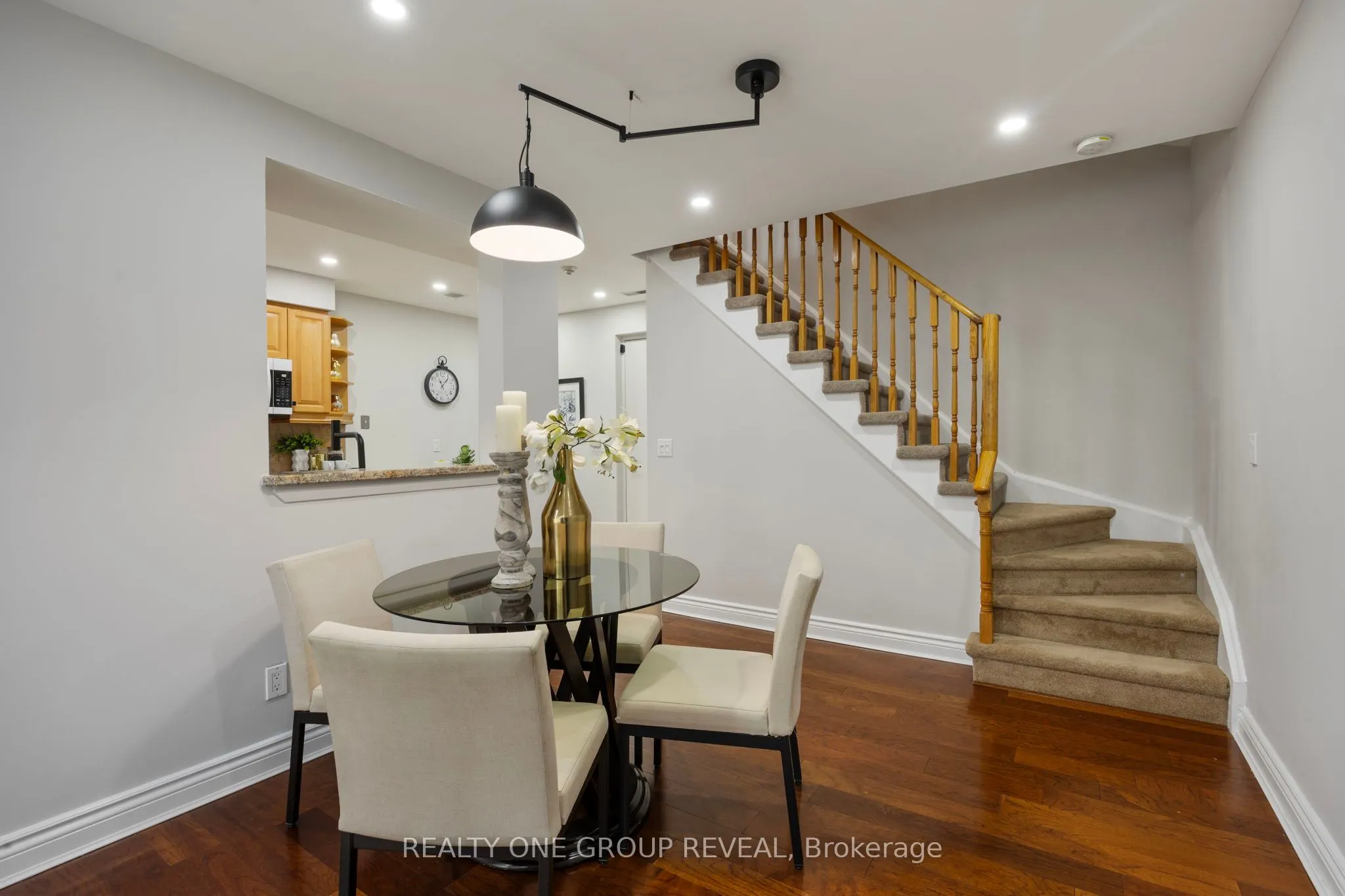 1400 The Esplanade Drive N, #803